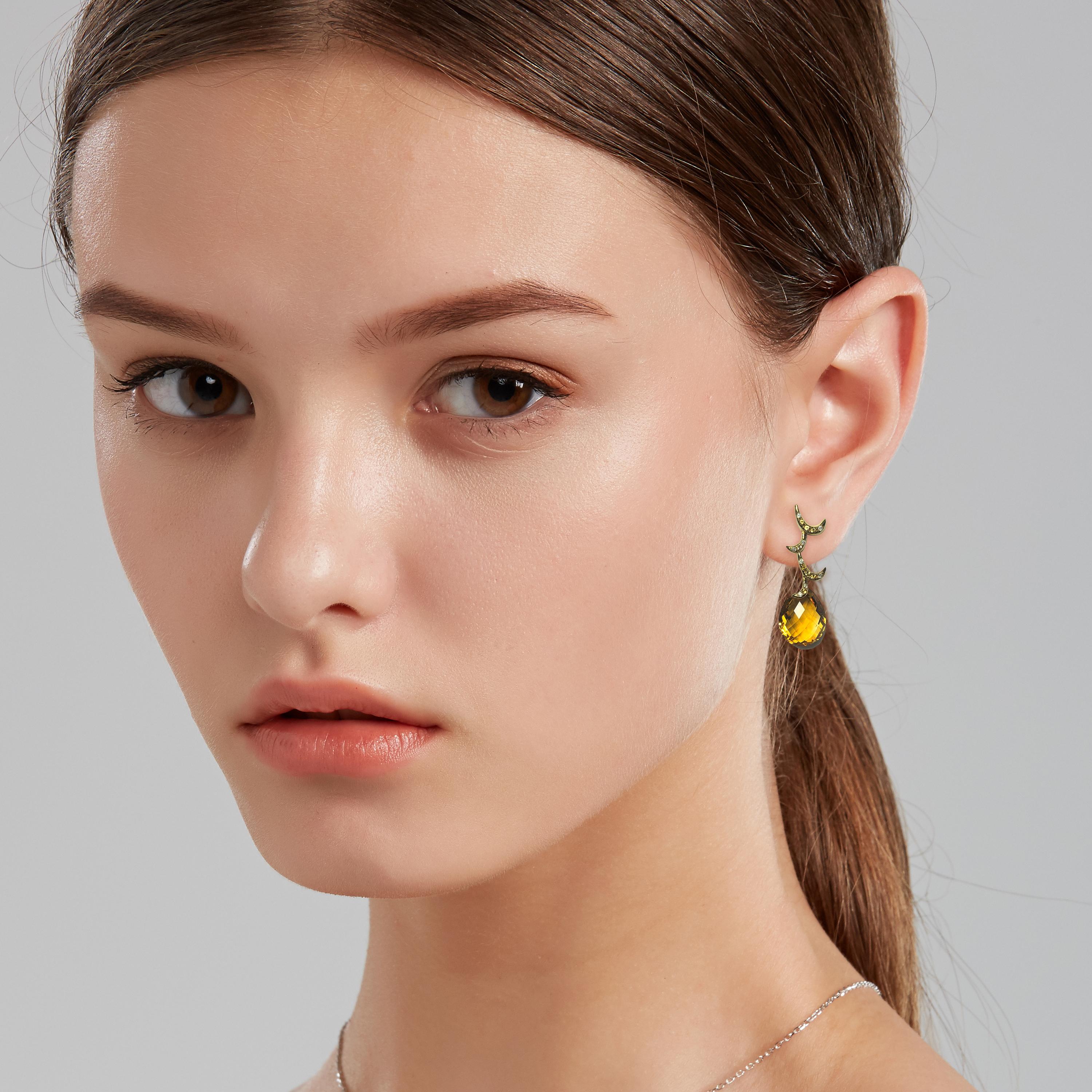 Contemporary Fei Liu Briolette Citrine Diamond 18 Karat Yellow Gold Drop Earrings