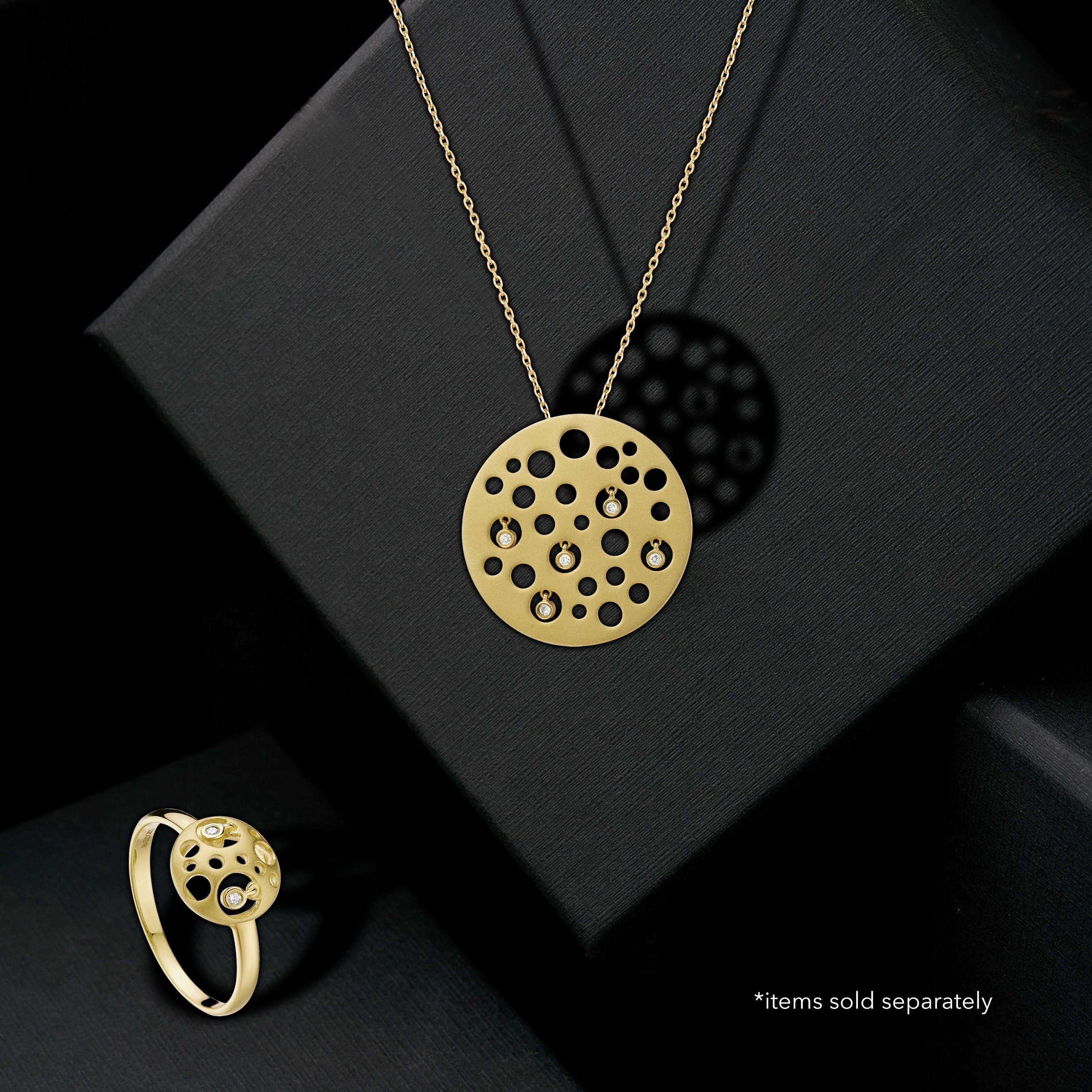 Contemporary Fei Liu Diamond 18 Karat Yellow Gold Drops Fashion Pendant Necklace