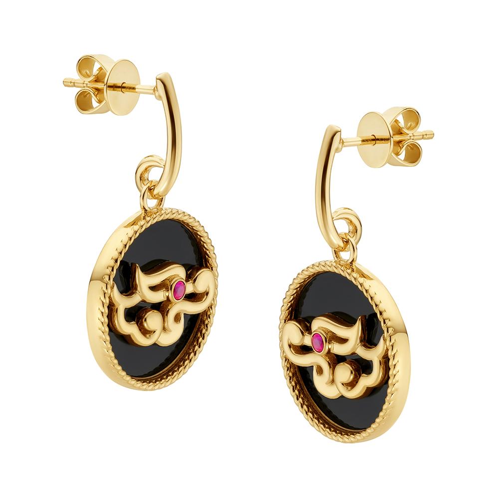 Celebrate the Year of the Dragon with our Dragon Gold-Plated Sterling Silver Earrings, each featuring a black agate disc that serves as the perfect canvas for a stunning Chinese New Year Dragon motif. The rich, deep black hue of the agate
