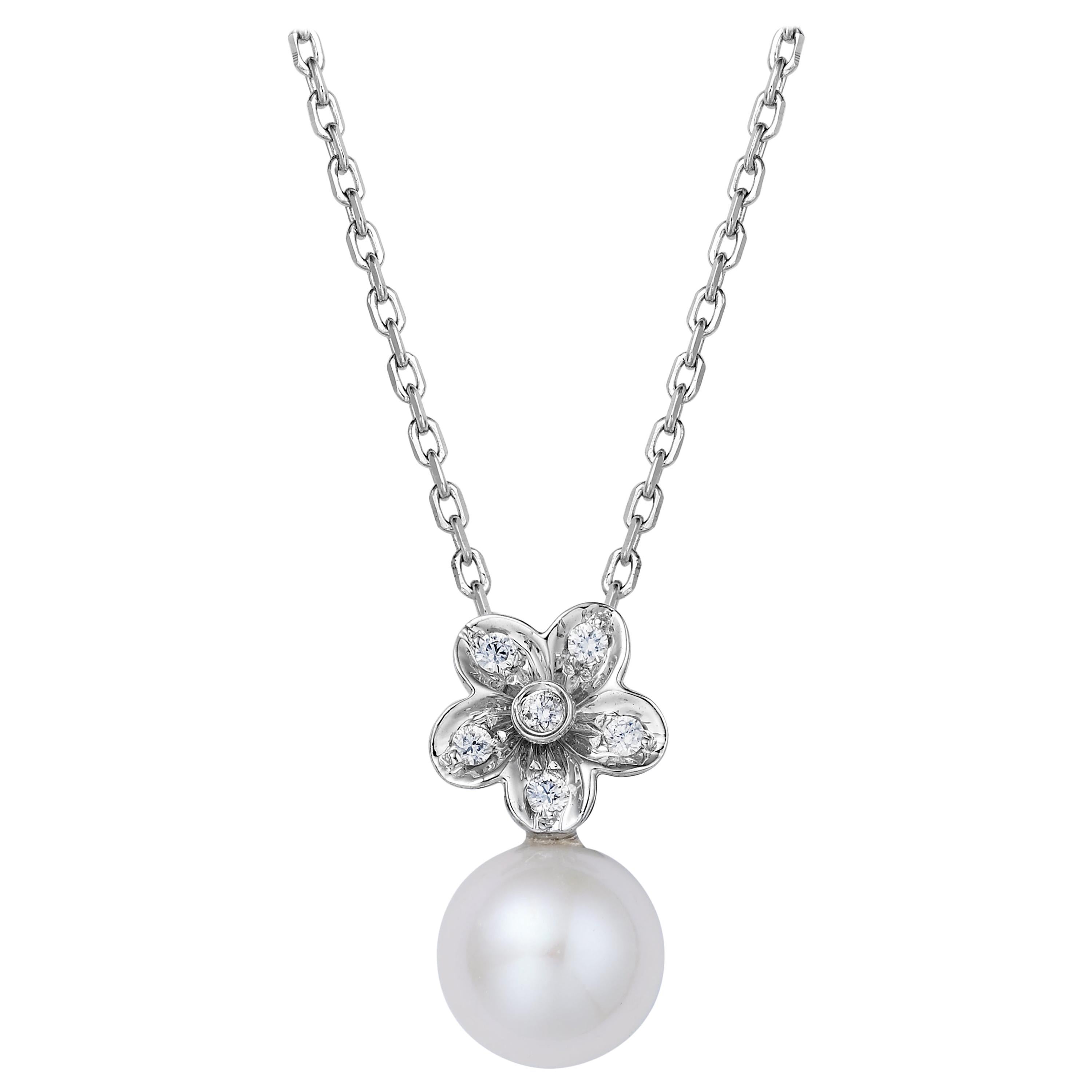 Fei Liu Freshwater Diamond 18 Karat White Gold Flower Pendant Necklace