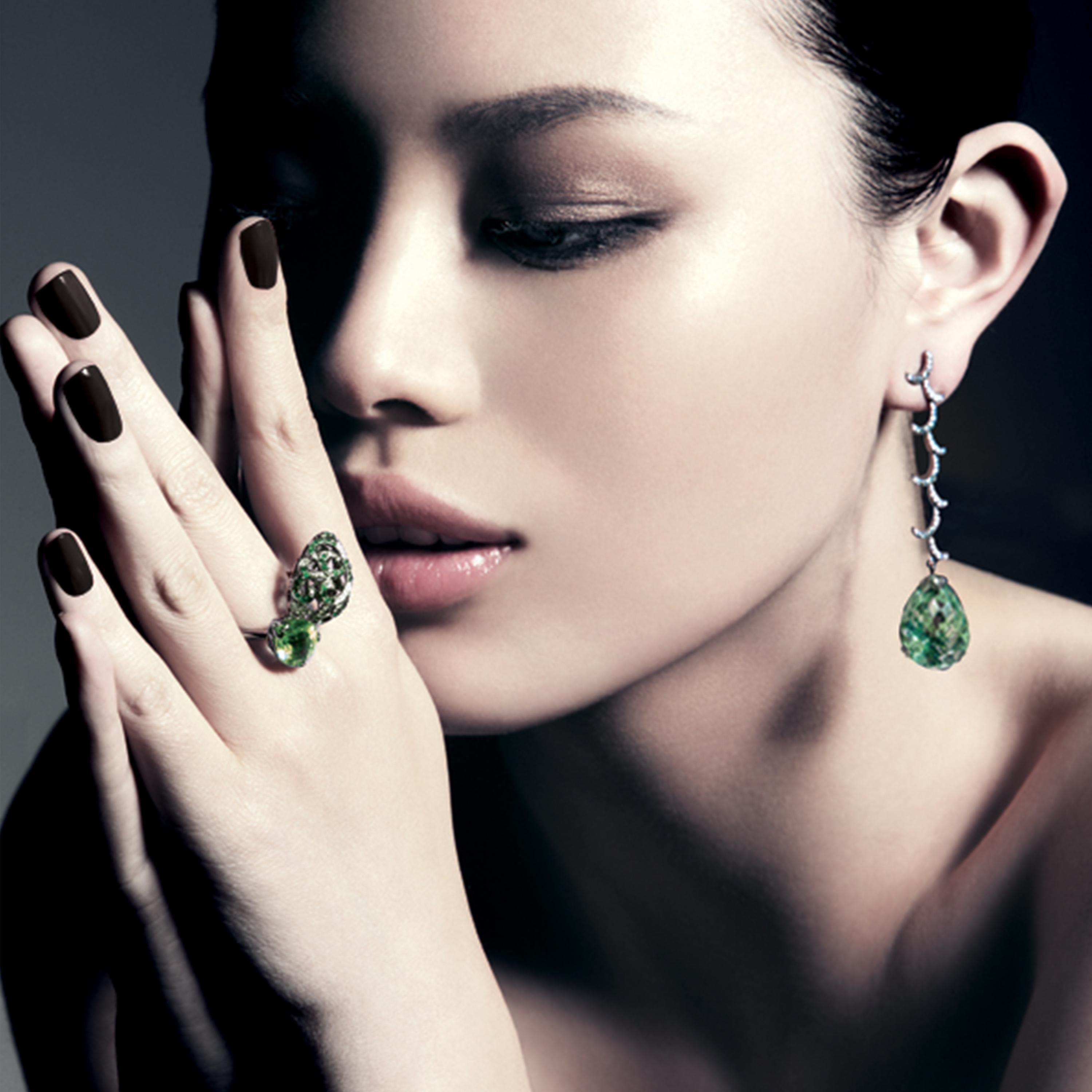 Contemporary Fei Liu Green Amethyst Green Garnet 18 Karat Diamond Black Gold Open Ring