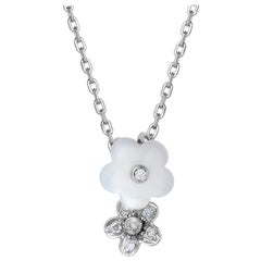 Fei Liu Mother of Pearl Diamond 18 Karat White Gold Flower Pendant Necklace