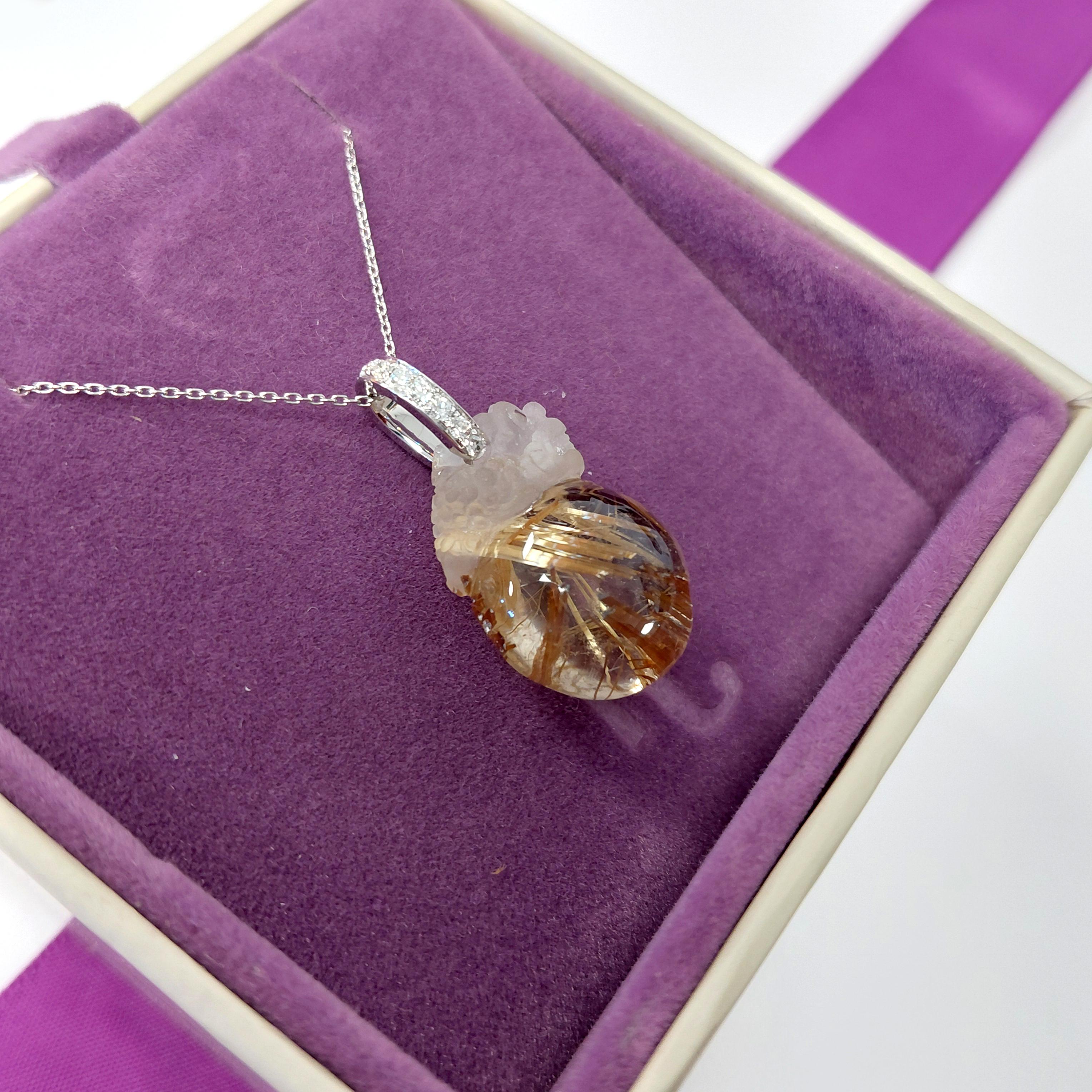 Motivo mitico di Fei Liu, ciondolo in quarzo rutilato e diamanti in platino da 21,89 ct. 2