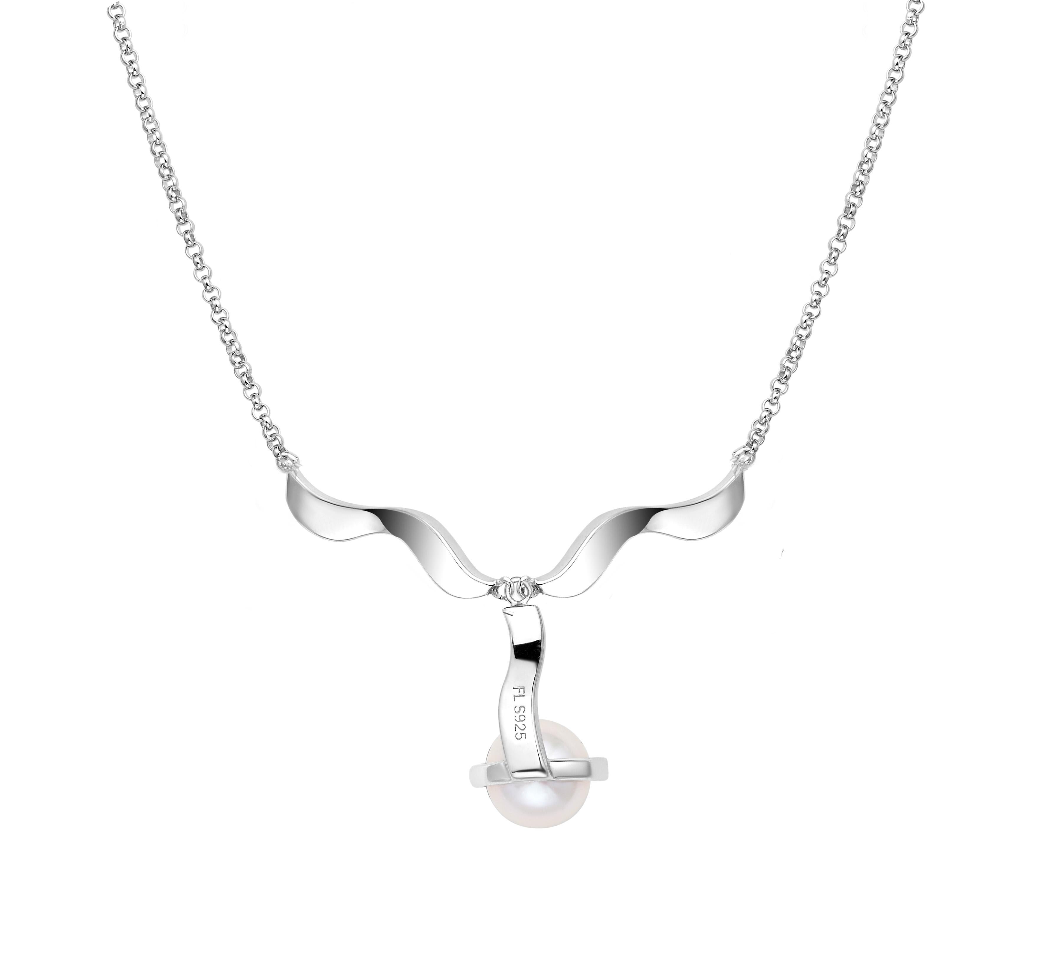 Contemporary Fei Liu Pirouette Necklace Sliver with Fresh Water Pearl