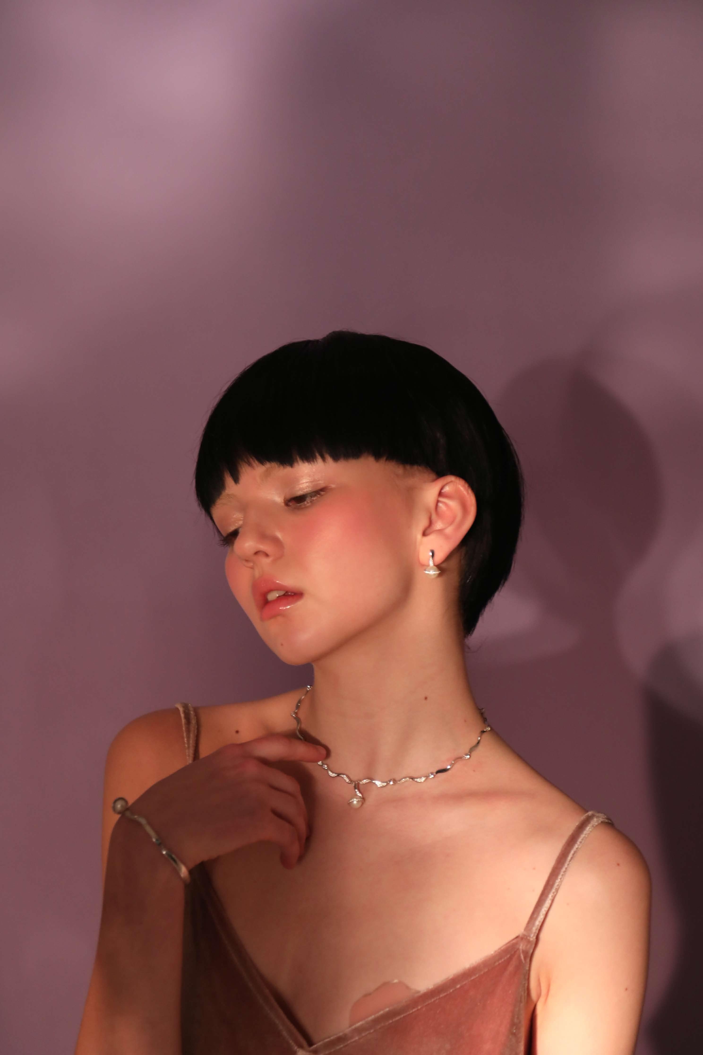 Fei Liu Pirouette Necklace Sliver with Fresh Water Pearl In New Condition In Birmingham, GB