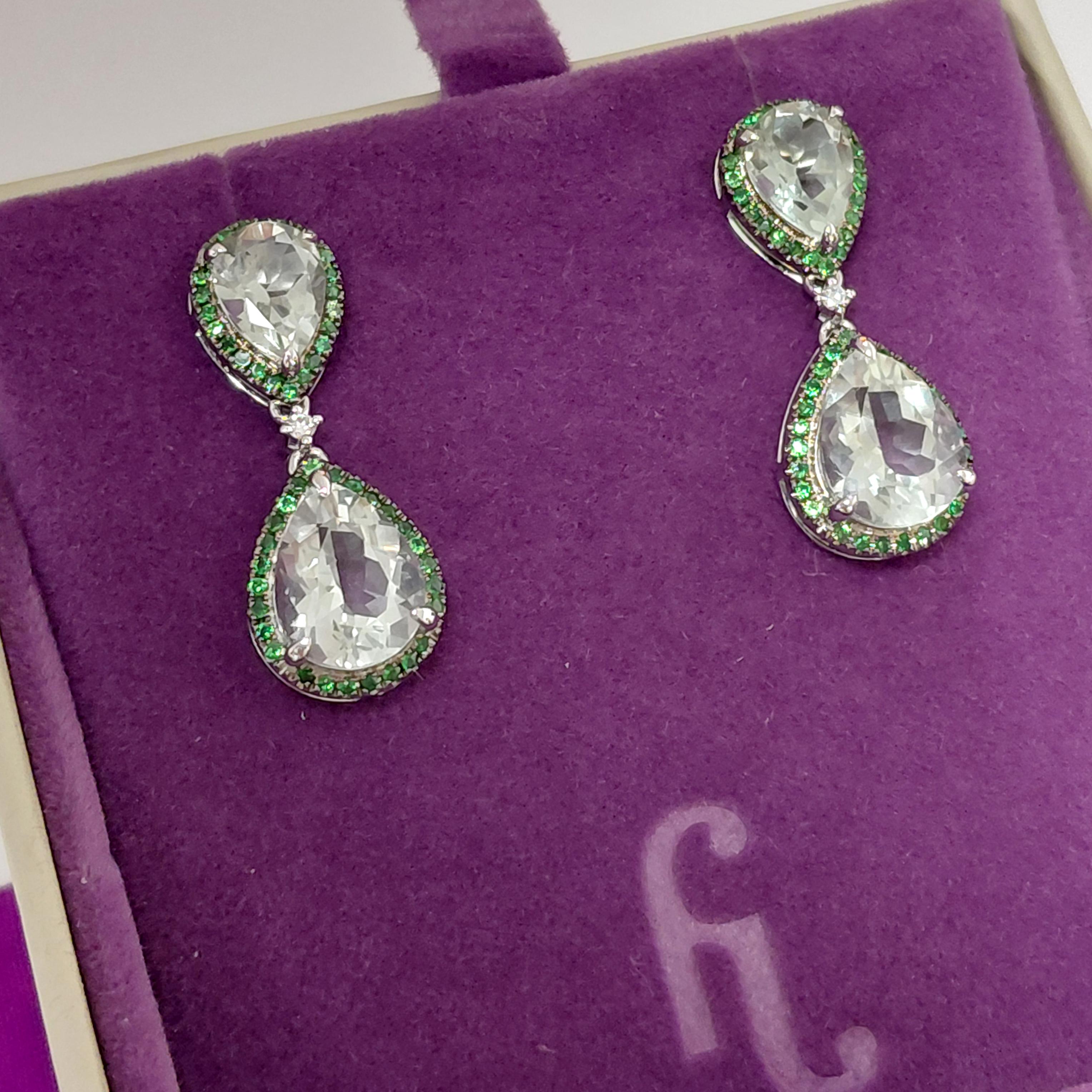 Orecchini a goccia in oro giallo 14 carati con prasiolite e granati demantoidi di Fei Liu In condizioni Nuovo in vendita a Birmingham, GB