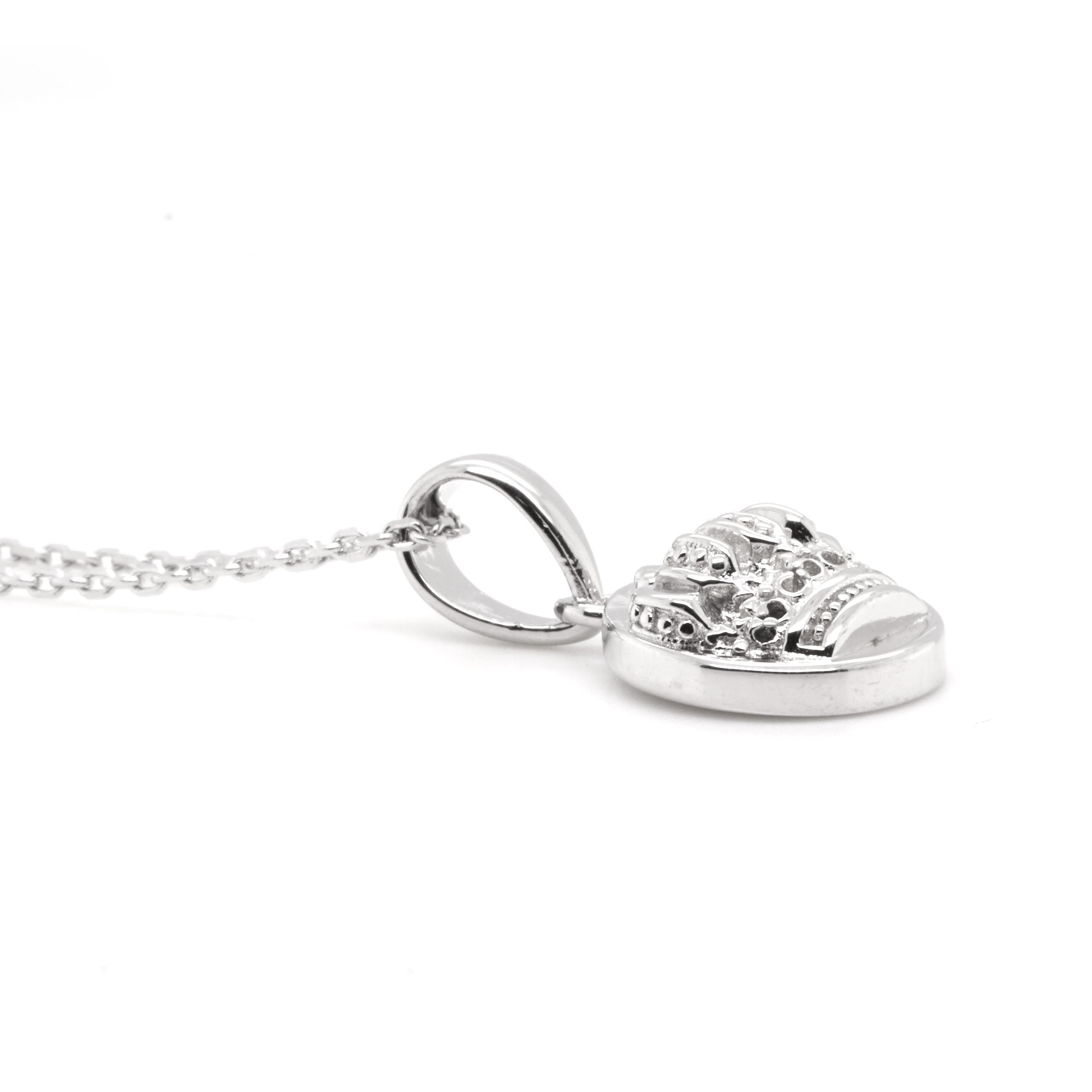 Contemporary Fei Liu Queen's Platinum Jubilee 925 Silver Embossed Royal Crown Pendant Charm