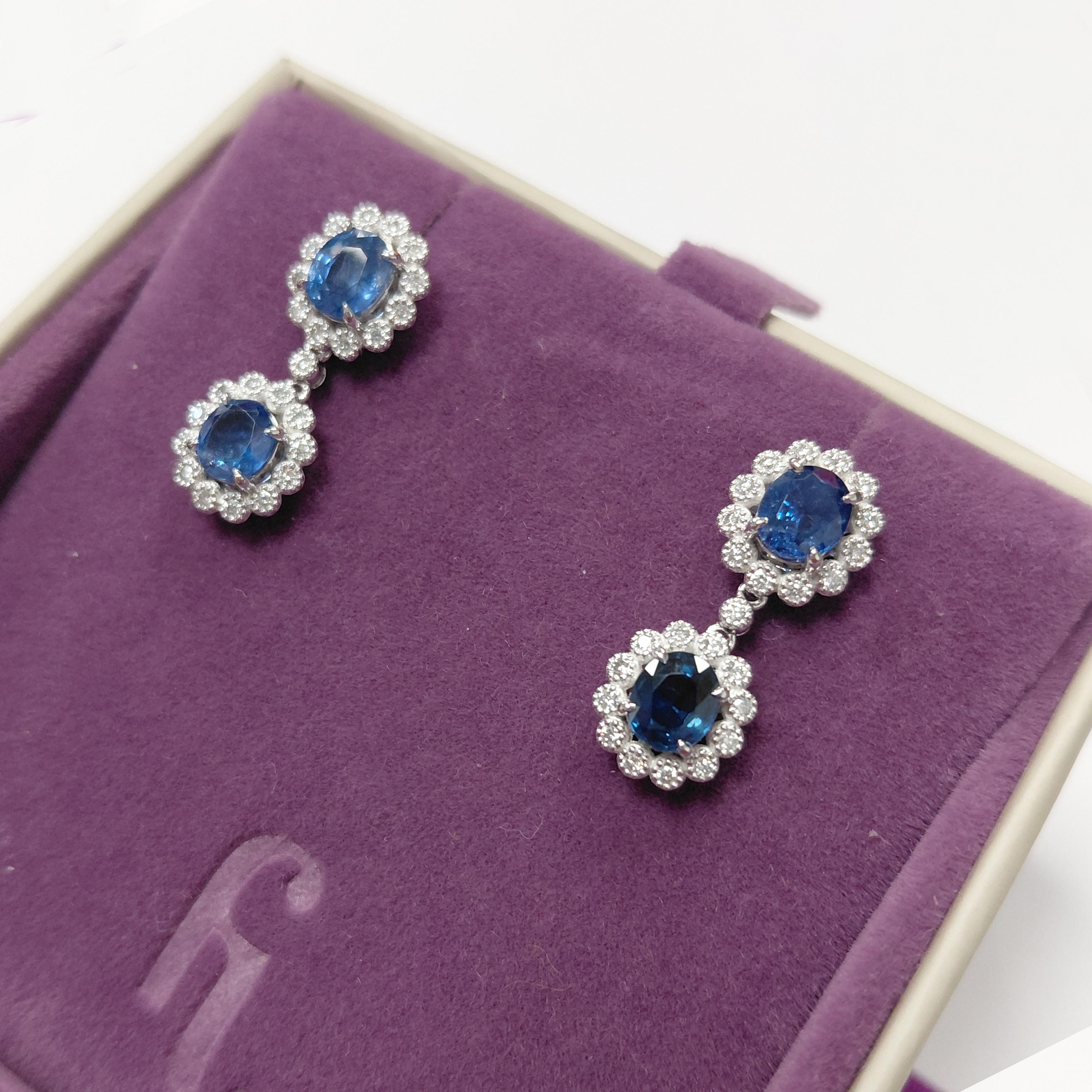 Orecchini a goccia in platino con zaffiro e diamante di Fei Liu in vendita 1