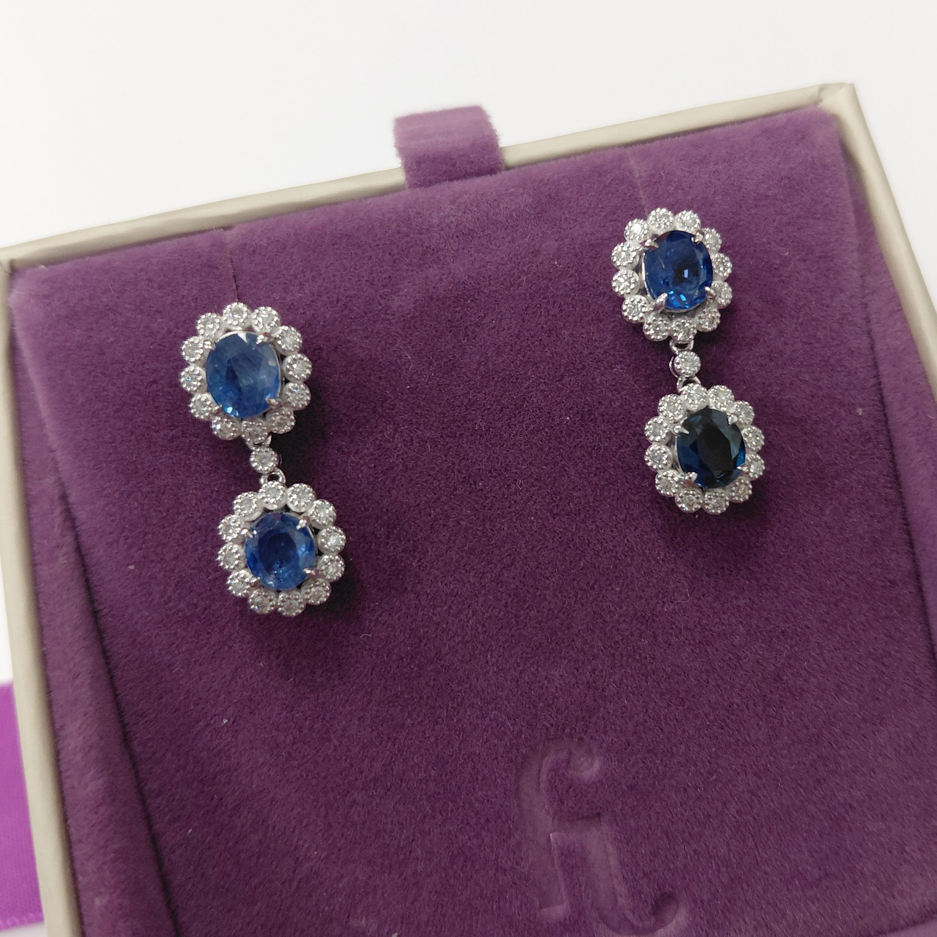 Orecchini a goccia in platino con zaffiro e diamante di Fei Liu in vendita 2