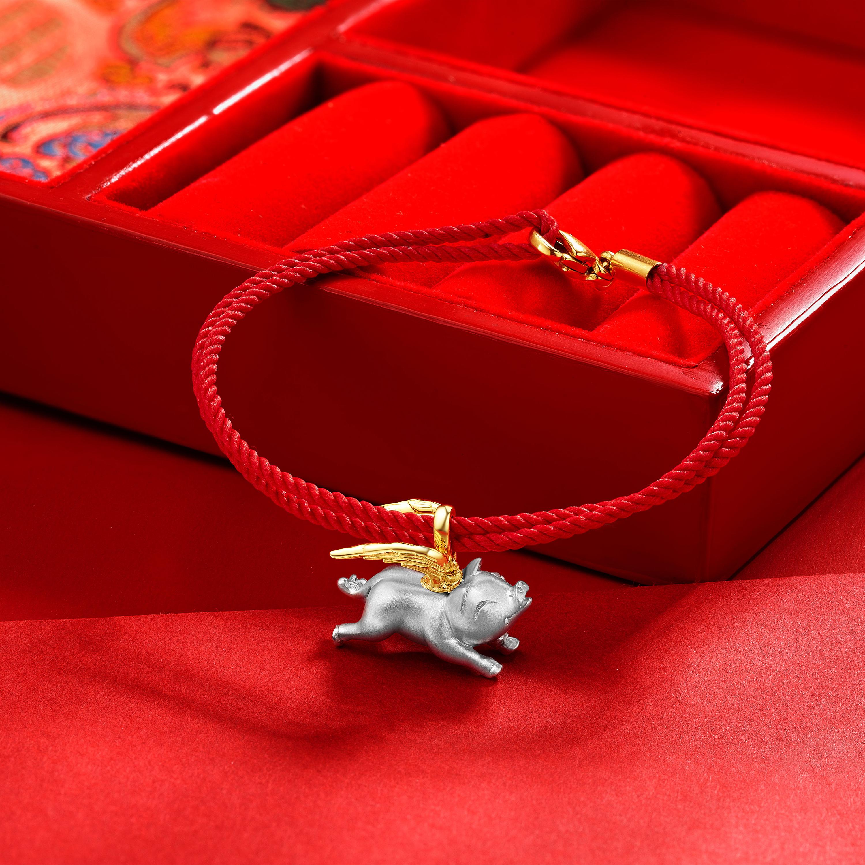 Fei Liu Solid Silver Pig Yellow Gold Plated Wings Necklace Red Cord Bracelet In New Condition In Birmingham, GB