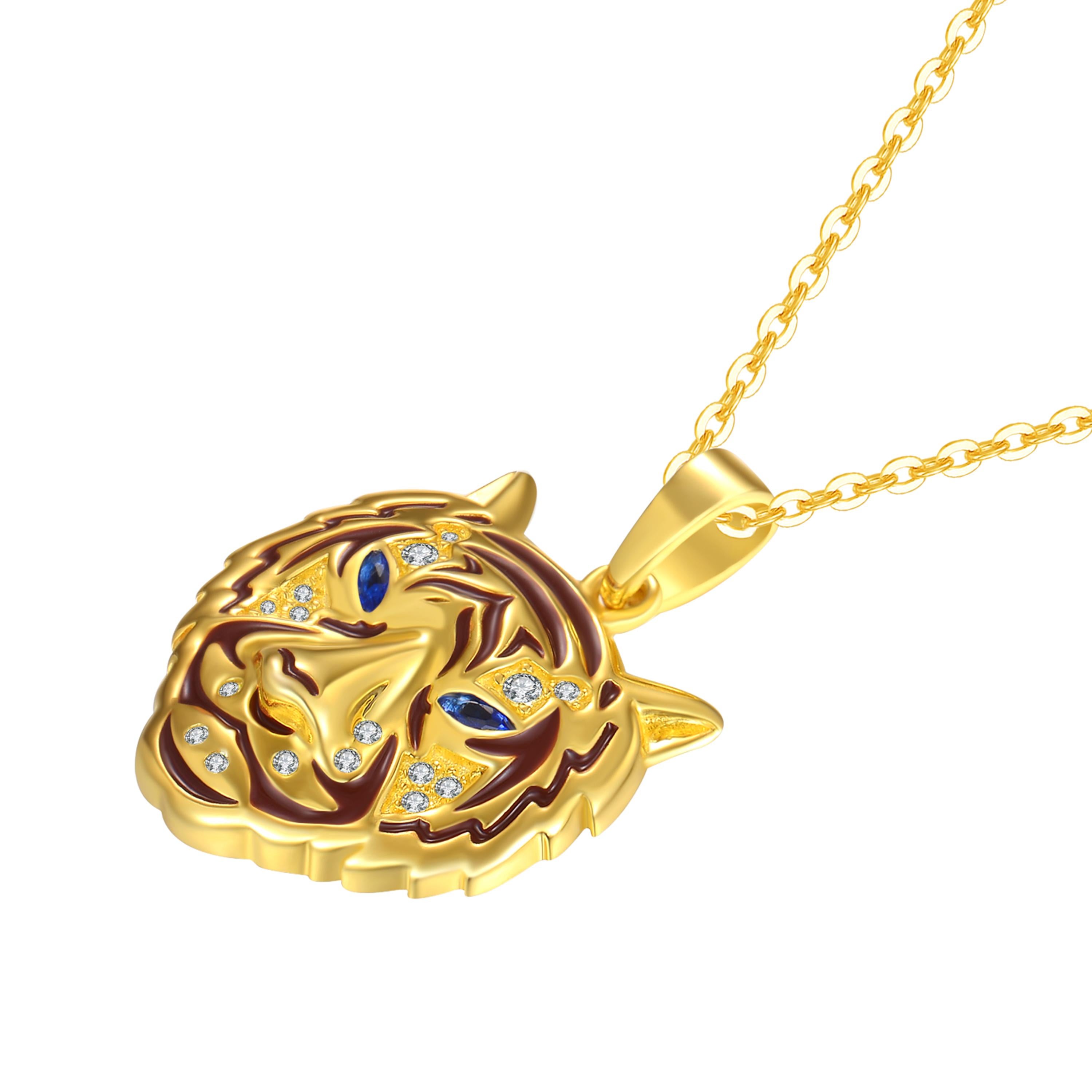 2022 welcomes the Year of the Tiger. In Chinese astrology, it is believed that the Tiger represents strength and courage. Fei Liu’s latest Chinese zodiac creation beautifully captures the beauty of the big cat in a gemstone-encrusted pendant. What