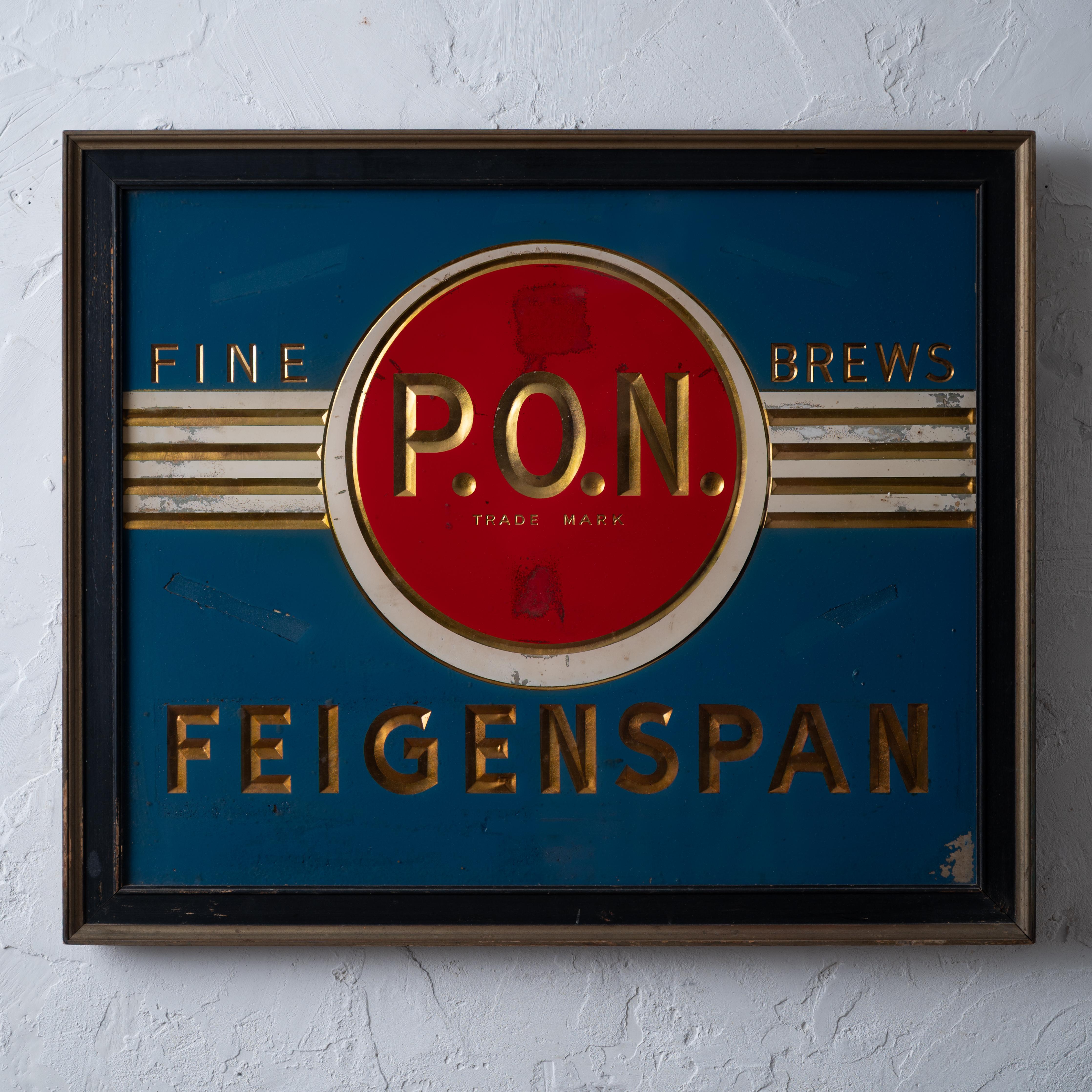 Ein Feigenspan Pride of Newark P.O.N. Bier Eglomise Werbeschild, 1930er Jahre.



24 ¾ mal 20 ¾ Zoll



