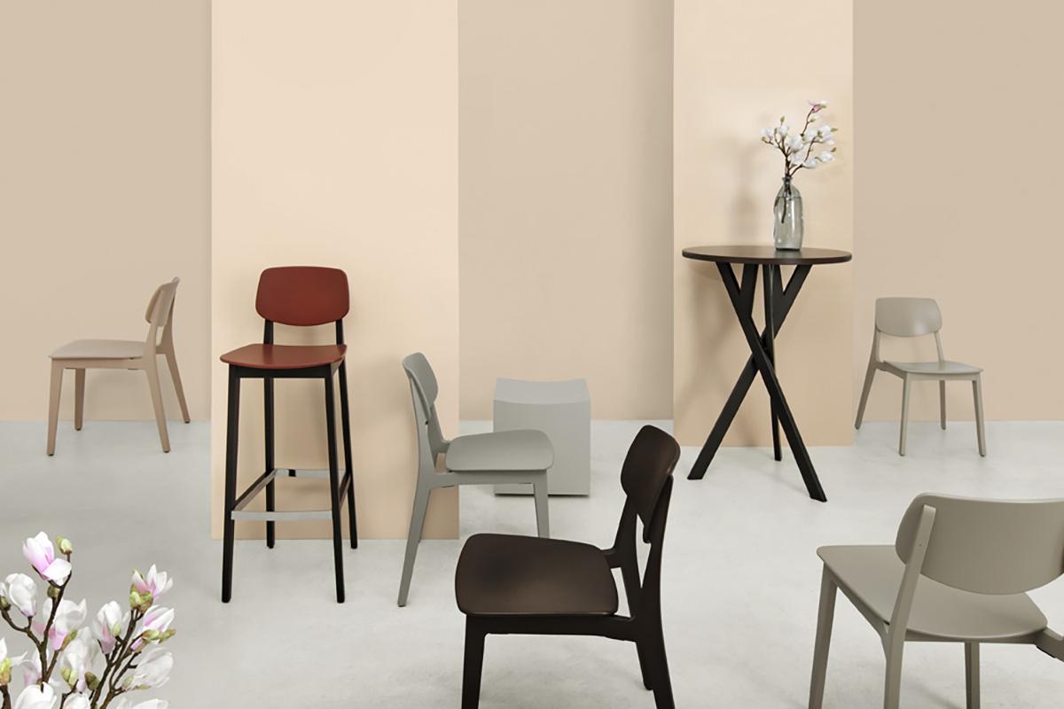 Chaises en bois de hêtre Felber C14 de Dietiker, dossier et assise échangeables, ensemble de 4 pièces en vente 2