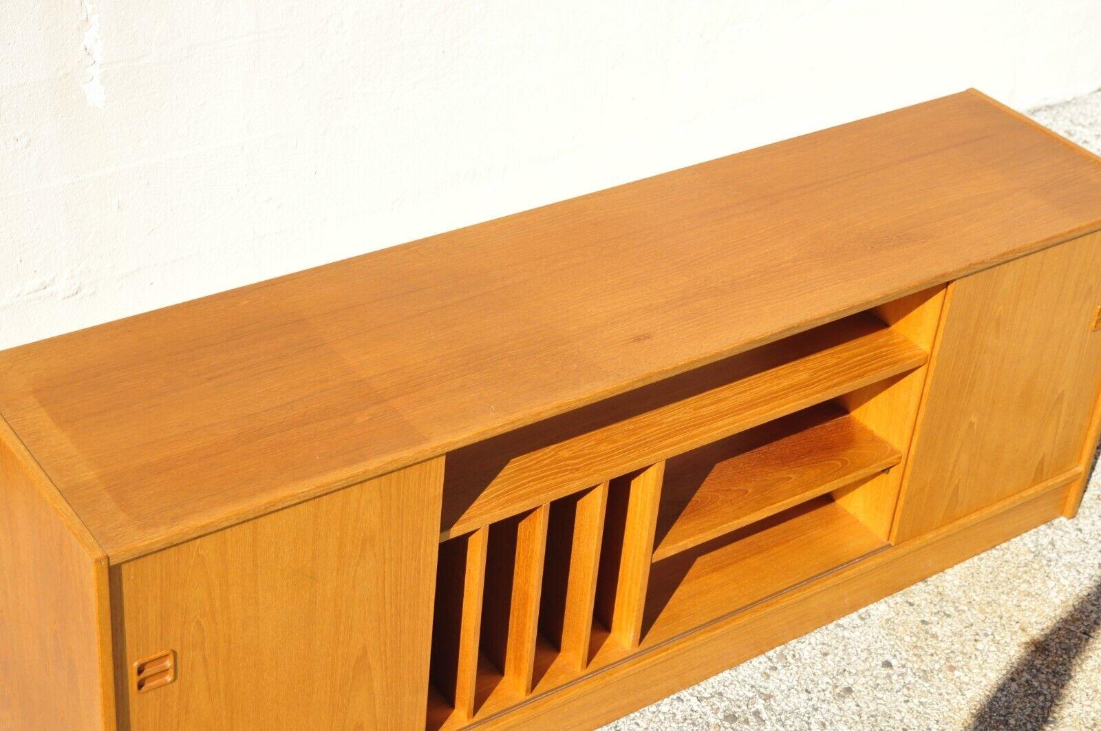 Veneer Feldballes Mobelfabrik Danish Modern Teak Record Credenza Media Cabinet