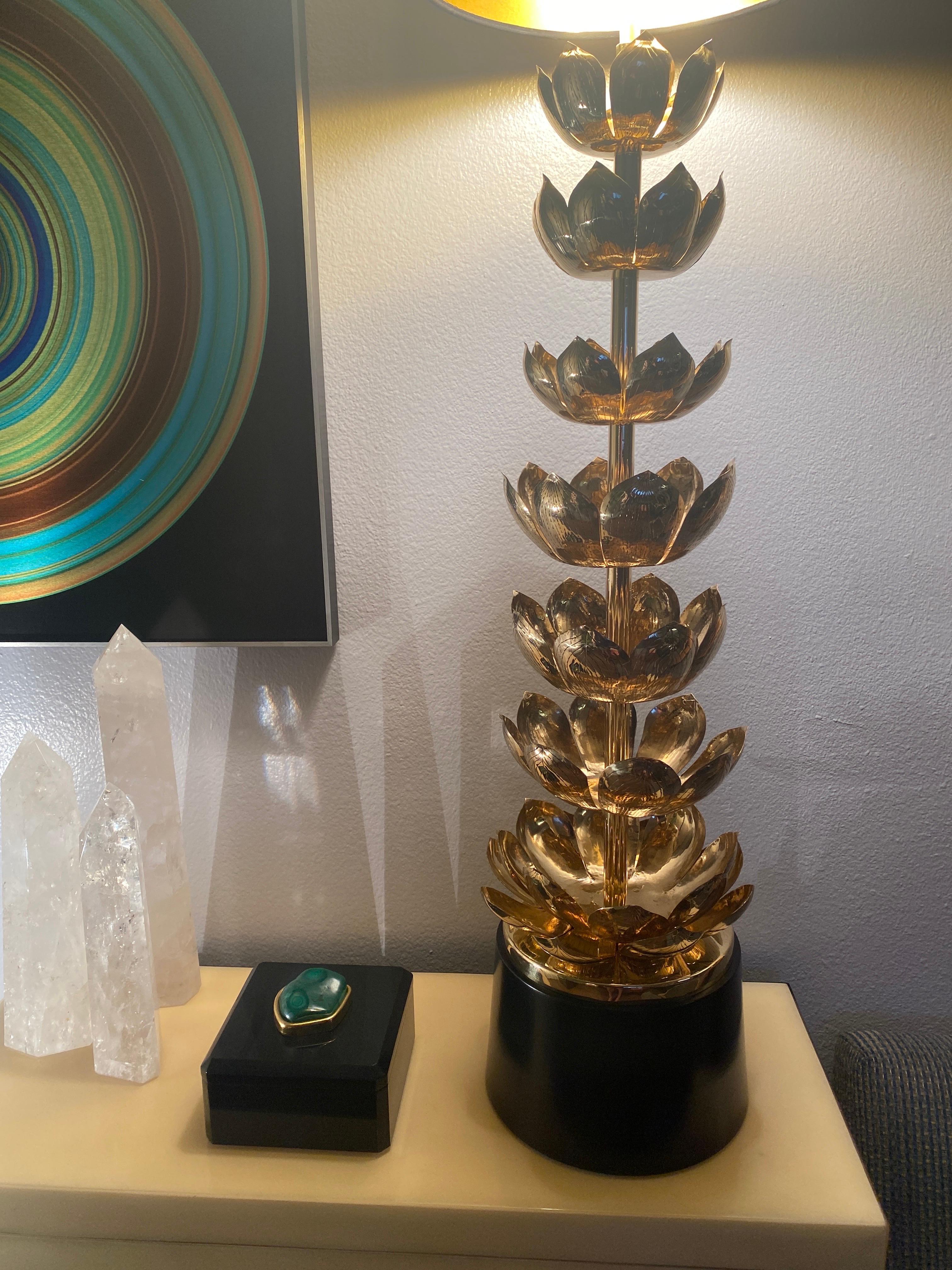 Feldman Brass Lotus Lamp In Good Condition For Sale In North Hollywood, CA