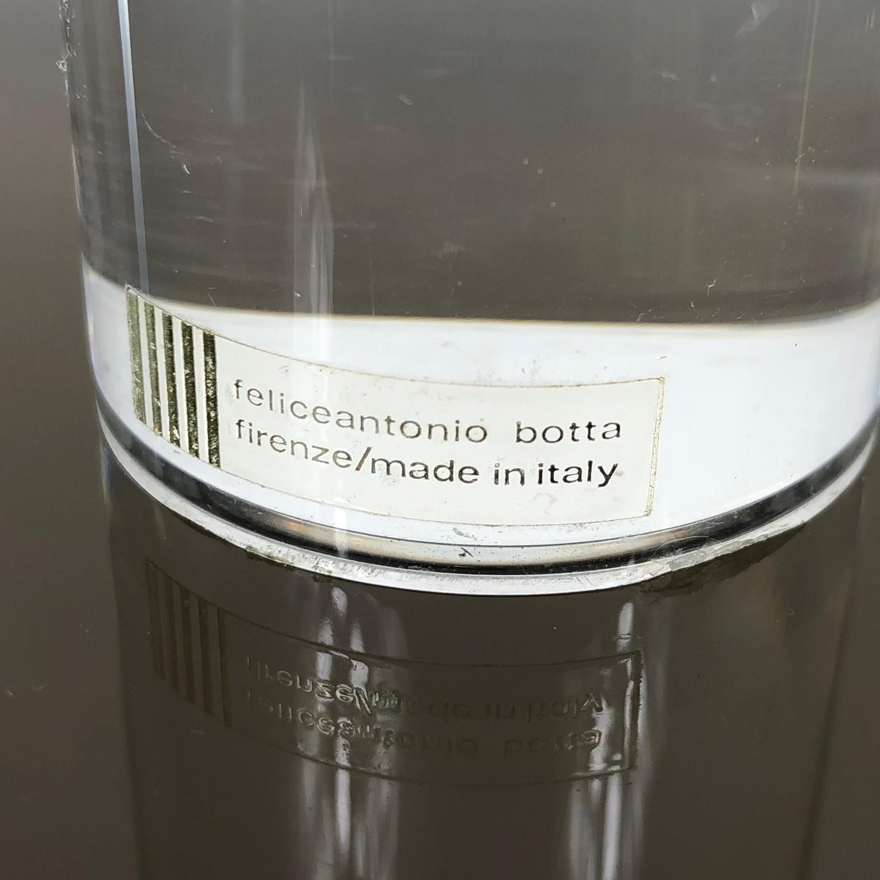 Felice Antonio Botta Cylindrical Candleholder in Lucite, 1970s Florence, Italy In Good Condition For Sale In Rome, IT