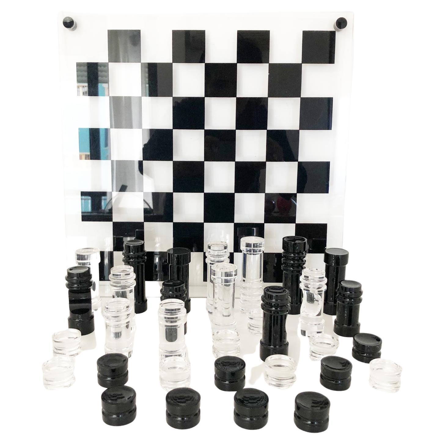 Schachbrett des Designers Chessboard in Lucite vonice Antonio Botta aus den 1970er Jahren