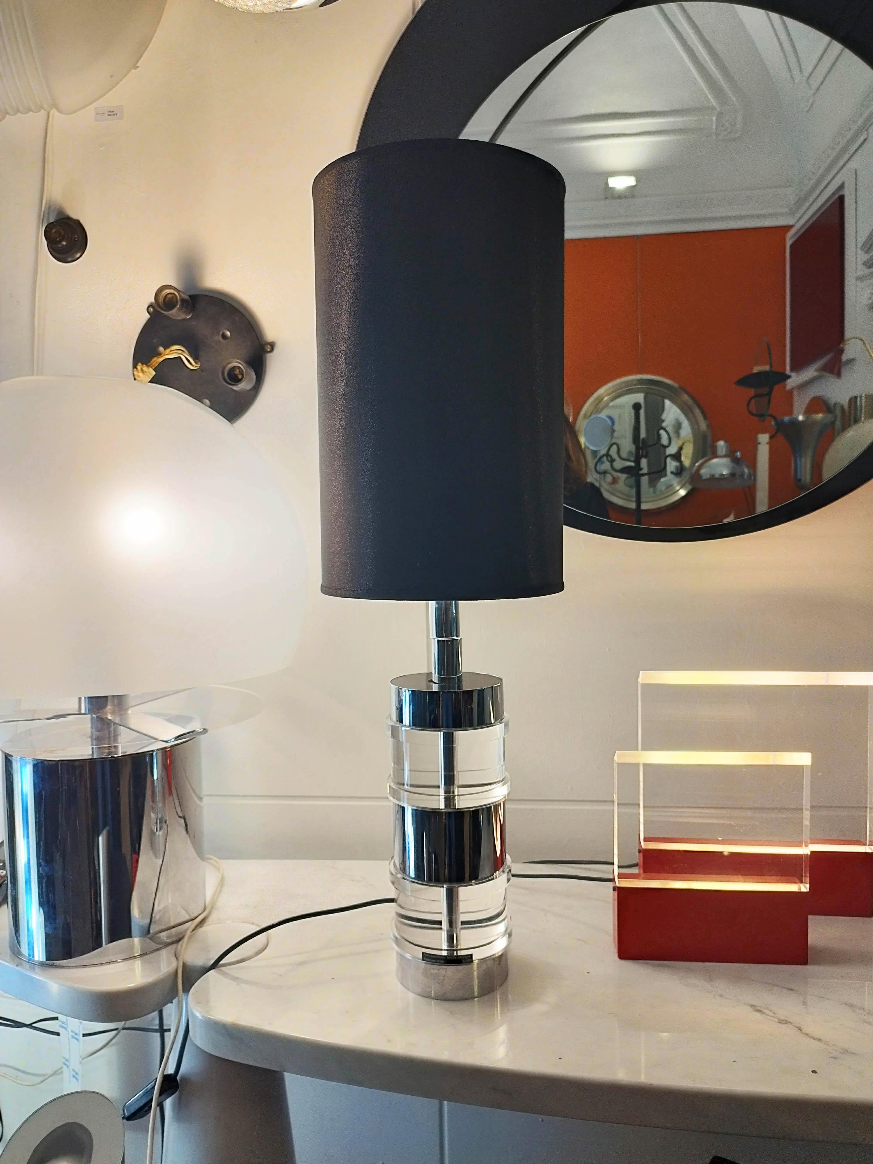 Felice Antonio Botta Signed Lucite and Chrome Table Lamp, Italy, 1960s In Good Condition For Sale In Naples, IT