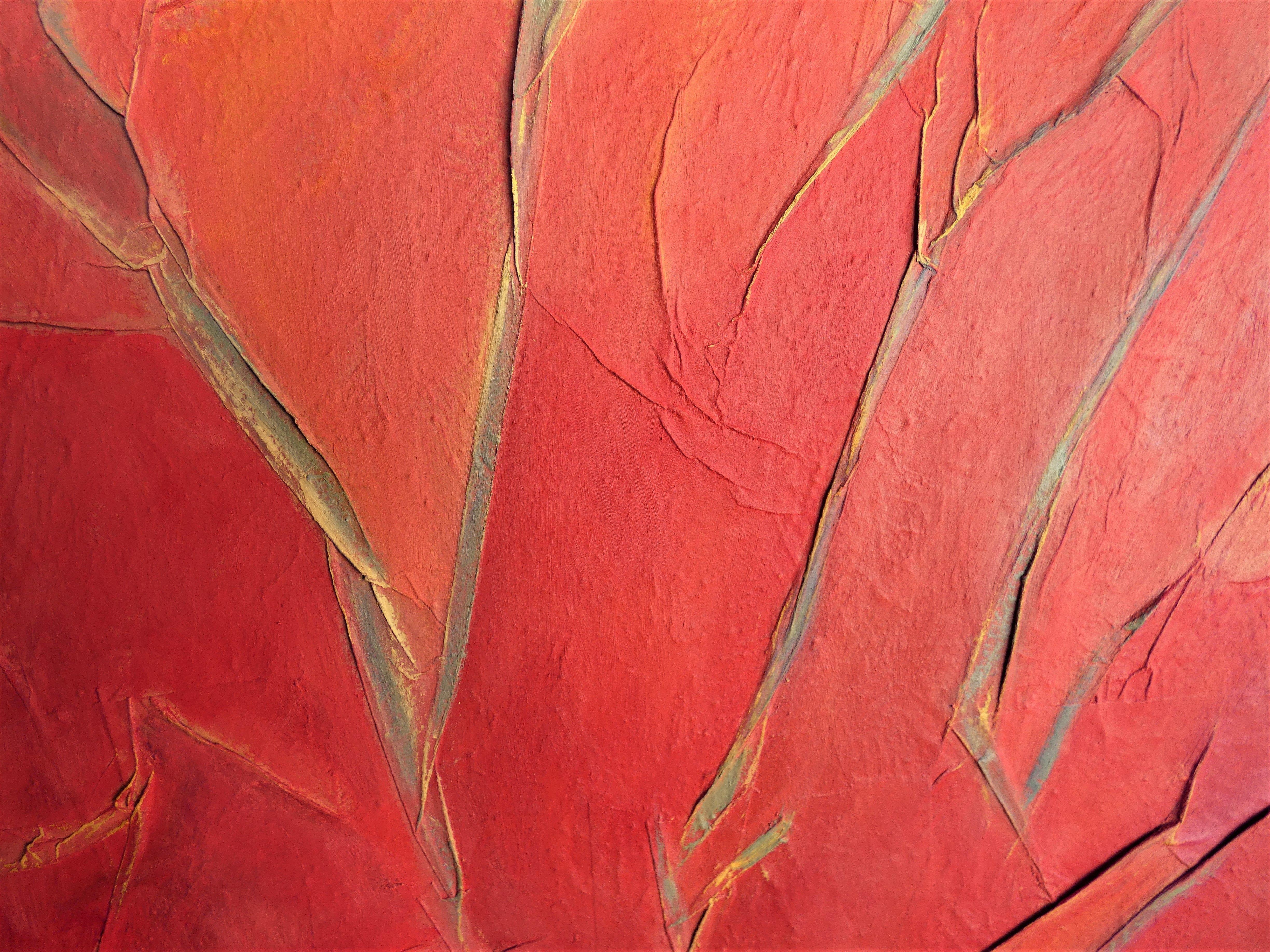 In this work, I merged oil and collage to capture a momentum, a living force. The fiery colors and dynamic lines evoke a spiritual ascension, a quest for transcendence. Every touch is a pulse of passion. Inviting the viewer to delve into an abstract