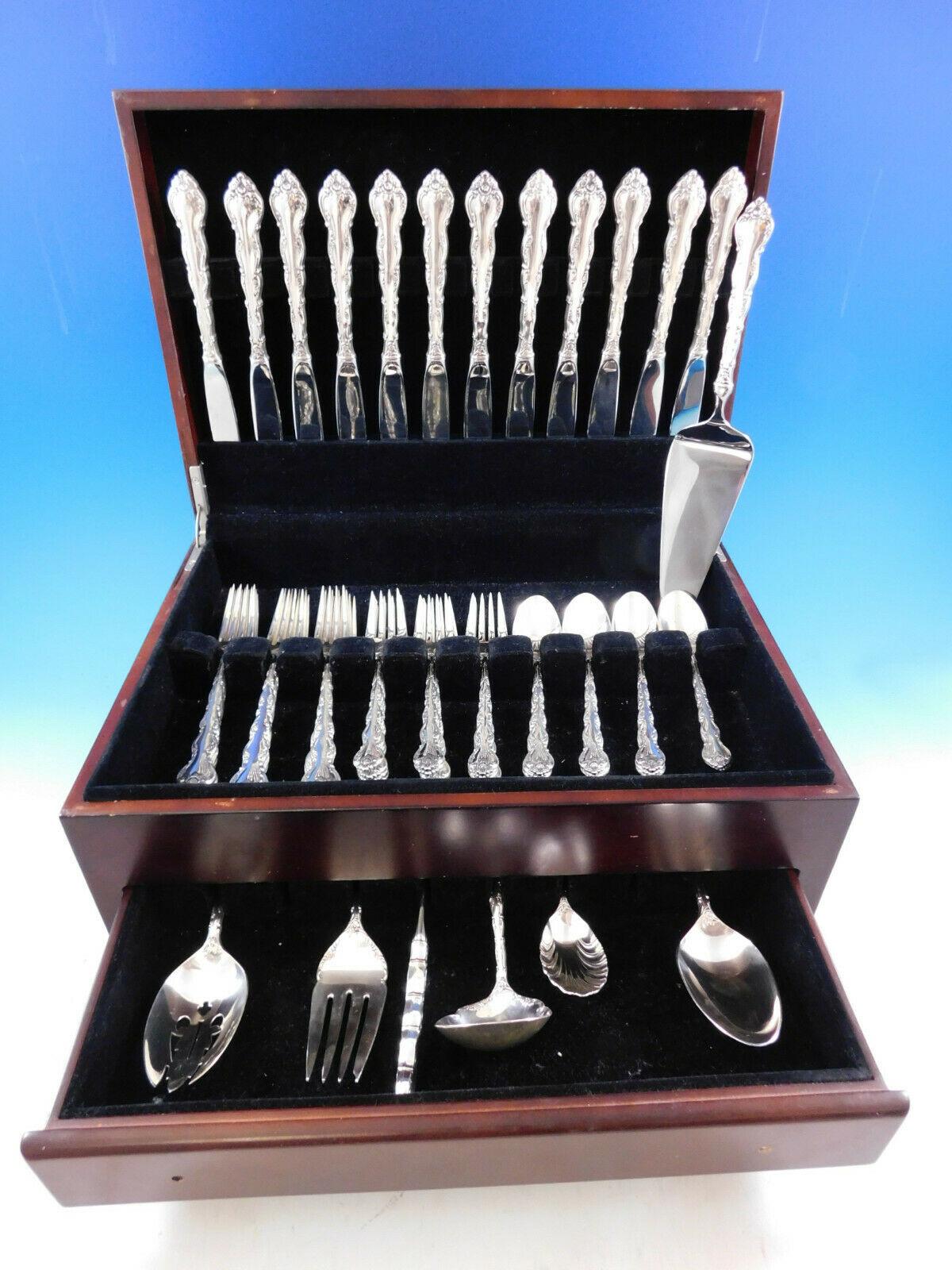 Feliciana by Wallace sterling silver flatware set - 55 pieces. This set includes:
12 knives, 9