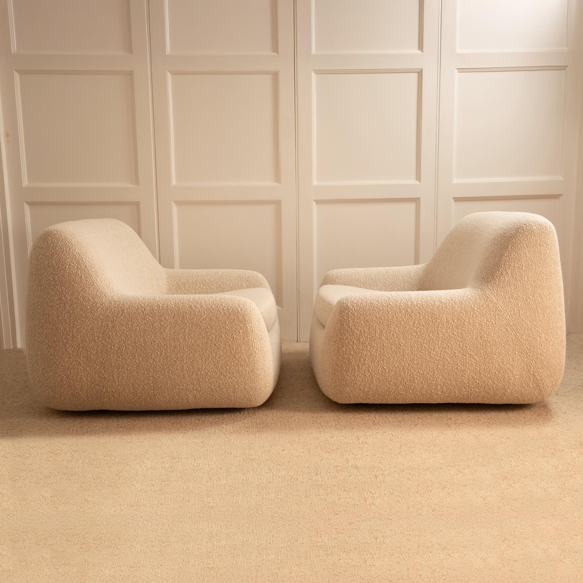 Feline armchairs - Italy 1970s In Good Condition In Paris, FR