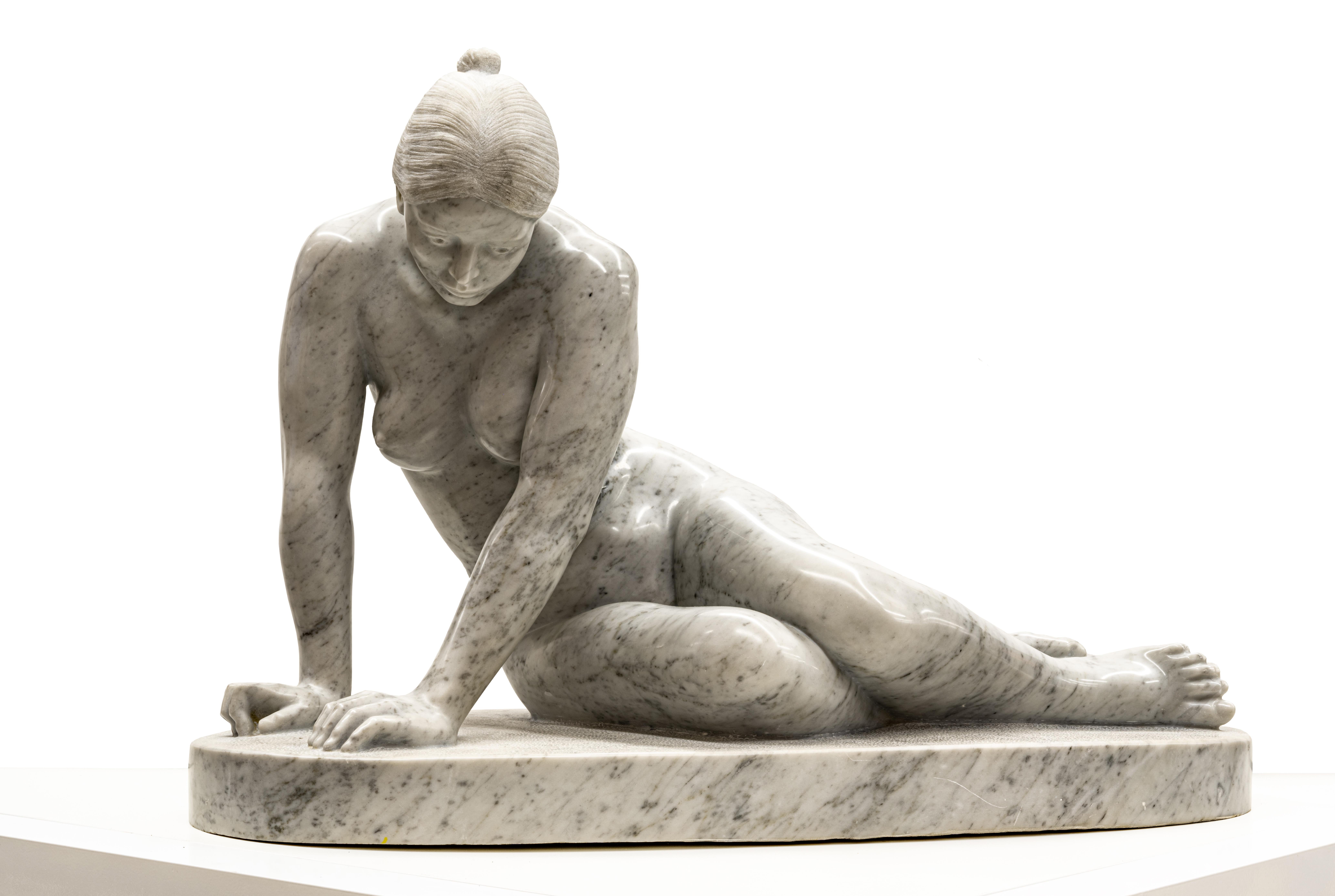 Felipe Castañeda, Desnudo, 1984,  Marmor, 52 x 32 x 35 cm, 20,4 x 12,5 x 13,7 in