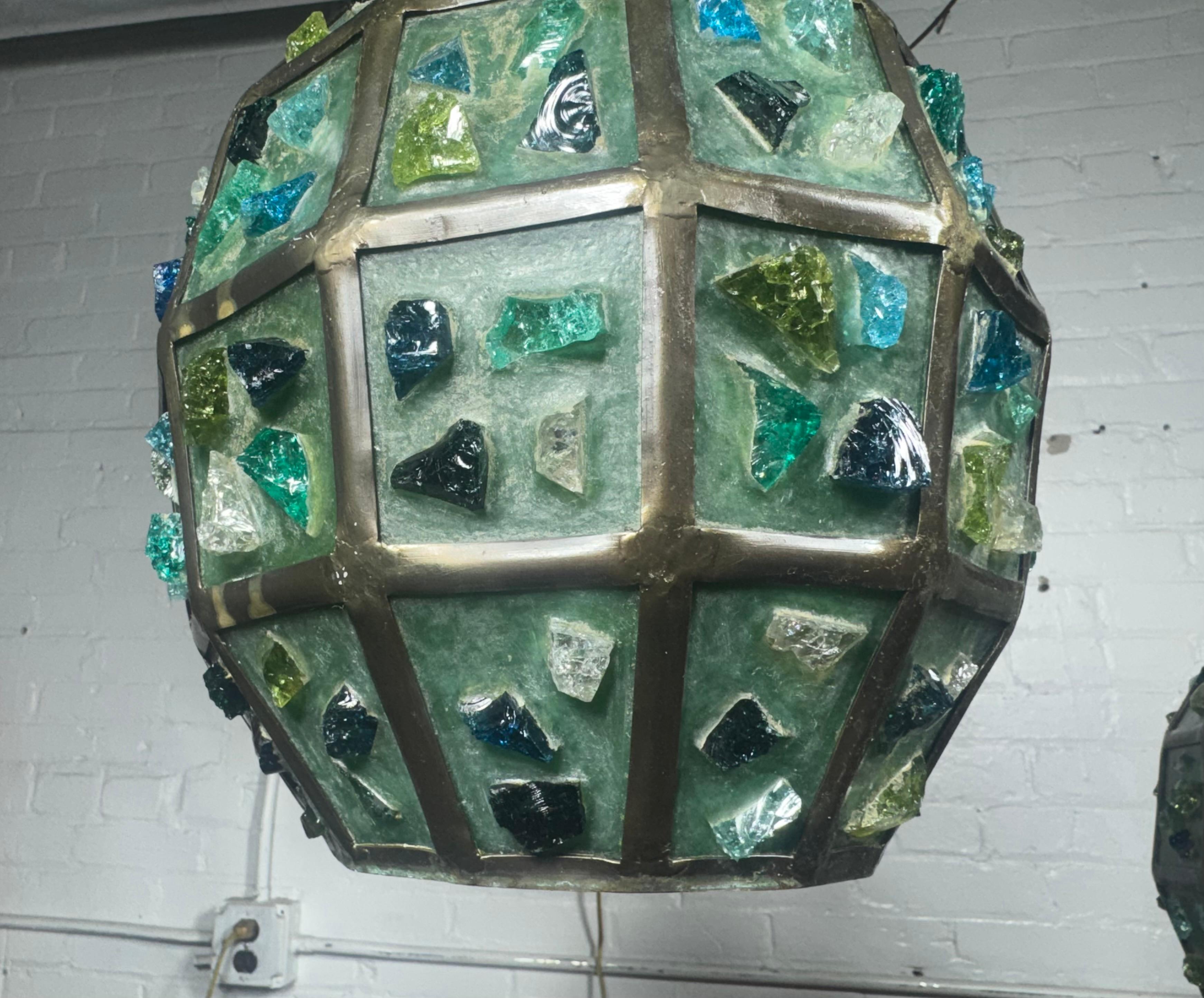 Brutalisme Felipe Delfinger attr. Modernist Brutalist Chunk Glass Hanging Pendant Lamps en vente