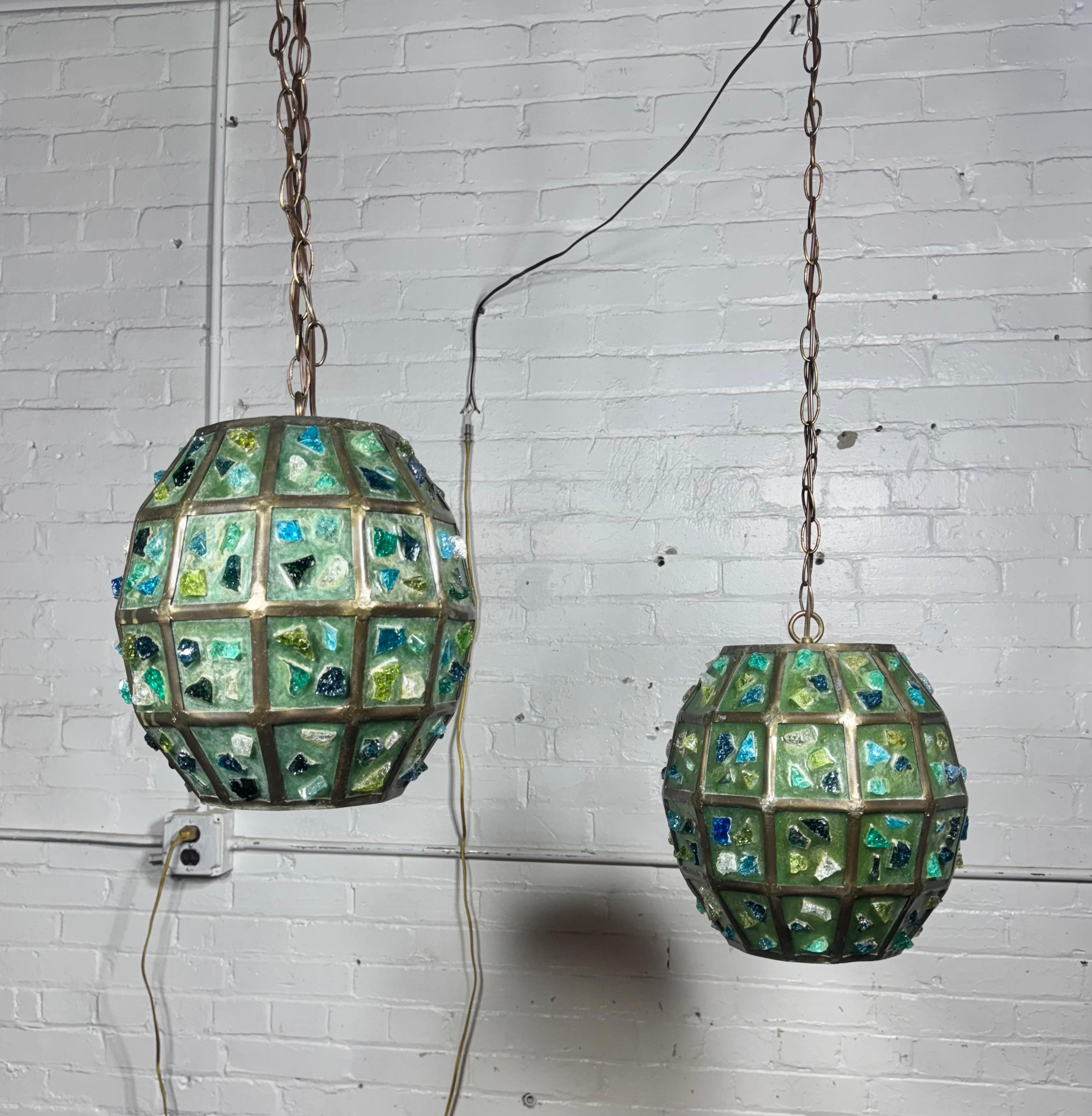 Milieu du XXe siècle Felipe Delfinger attr. Modernist Brutalist Chunk Glass Hanging Pendant Lamps en vente