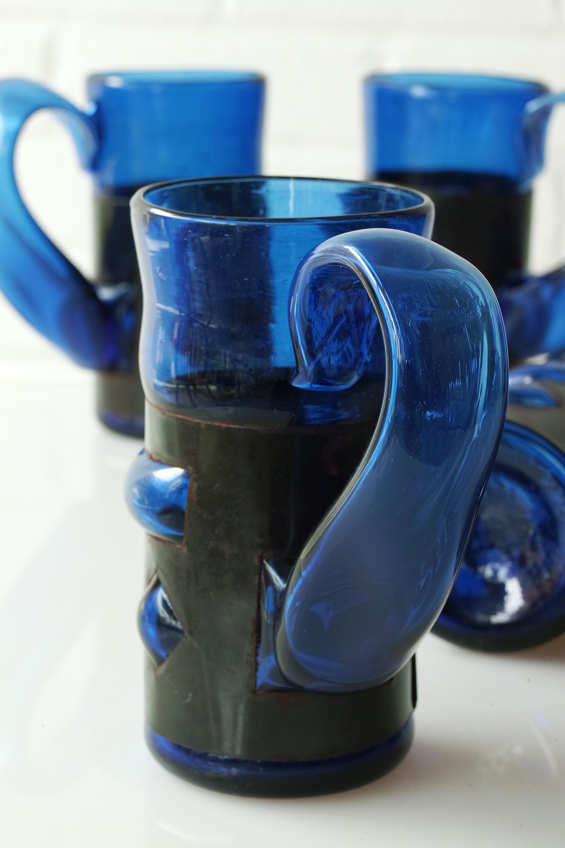 Mexican Felipe Derflingher Brutalist Imprisoned Glass Tankards For Sale