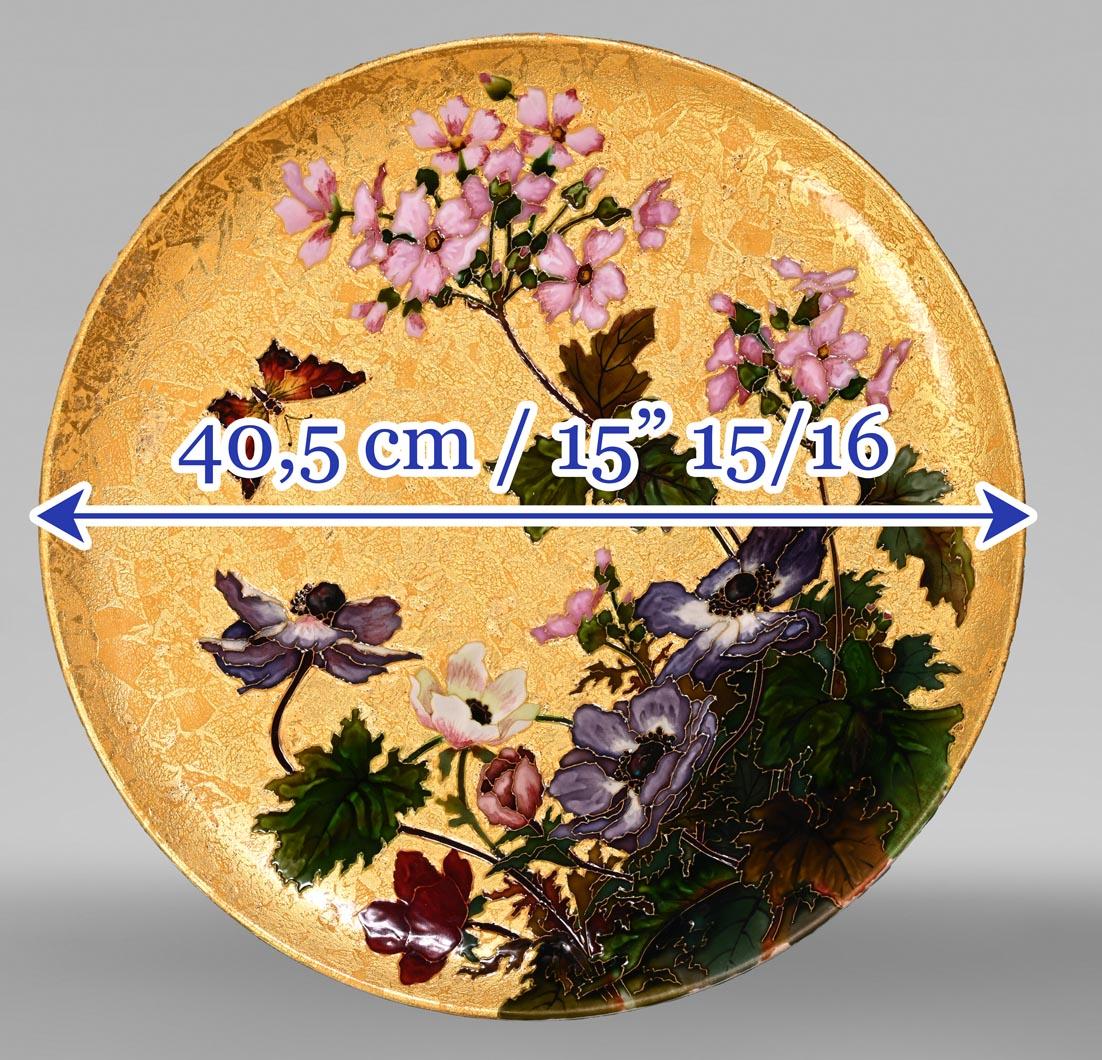 Félix Optat Milet, Large enamelled dish on a gold background, 19th century In Good Condition For Sale In SAINT-OUEN-SUR-SEINE, FR