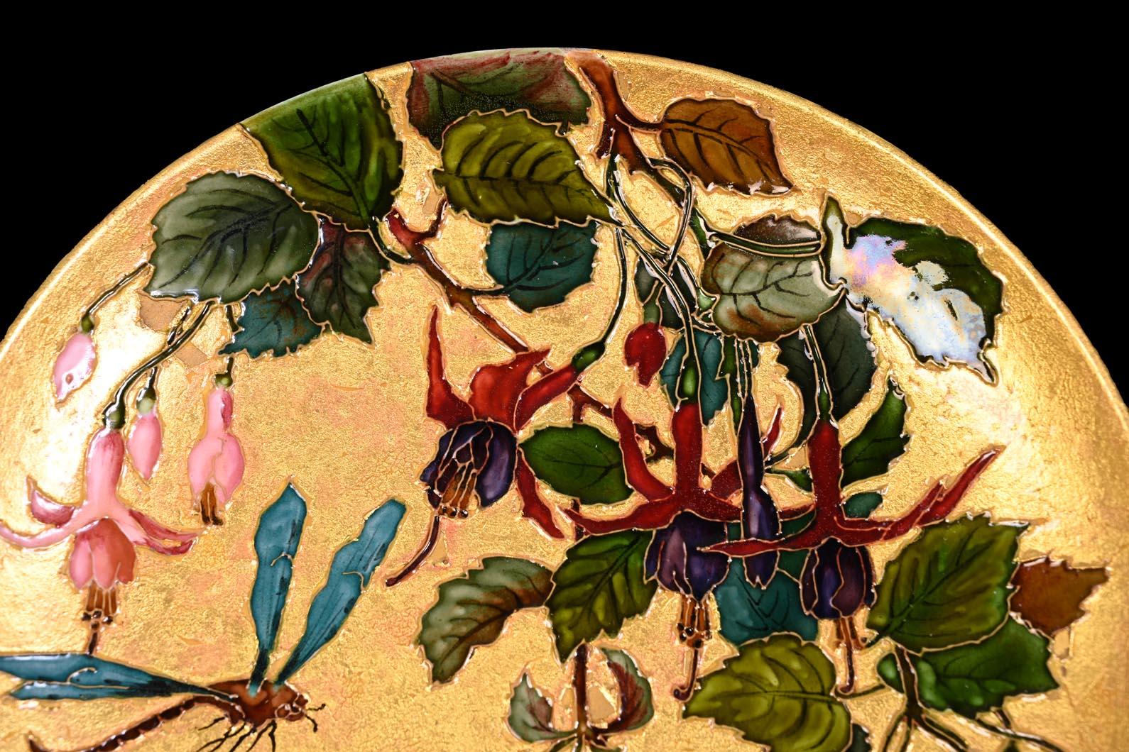 Félix Optat Milet, Large enamelled dish on a gold background, 19th century For Sale 1