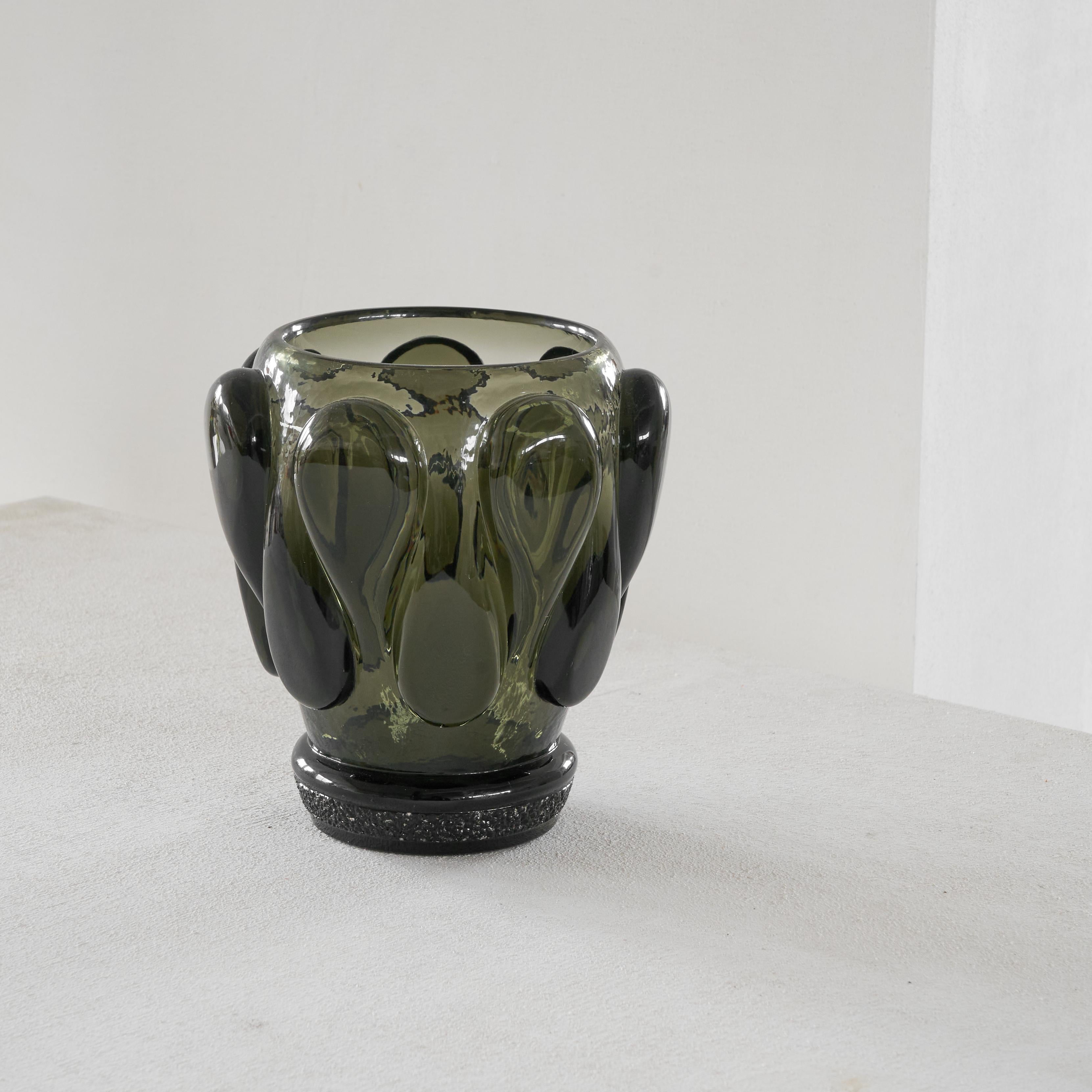 Felix Průša Vase en verre d'art Tchèque 1960s Bon état - En vente à Tilburg, NL