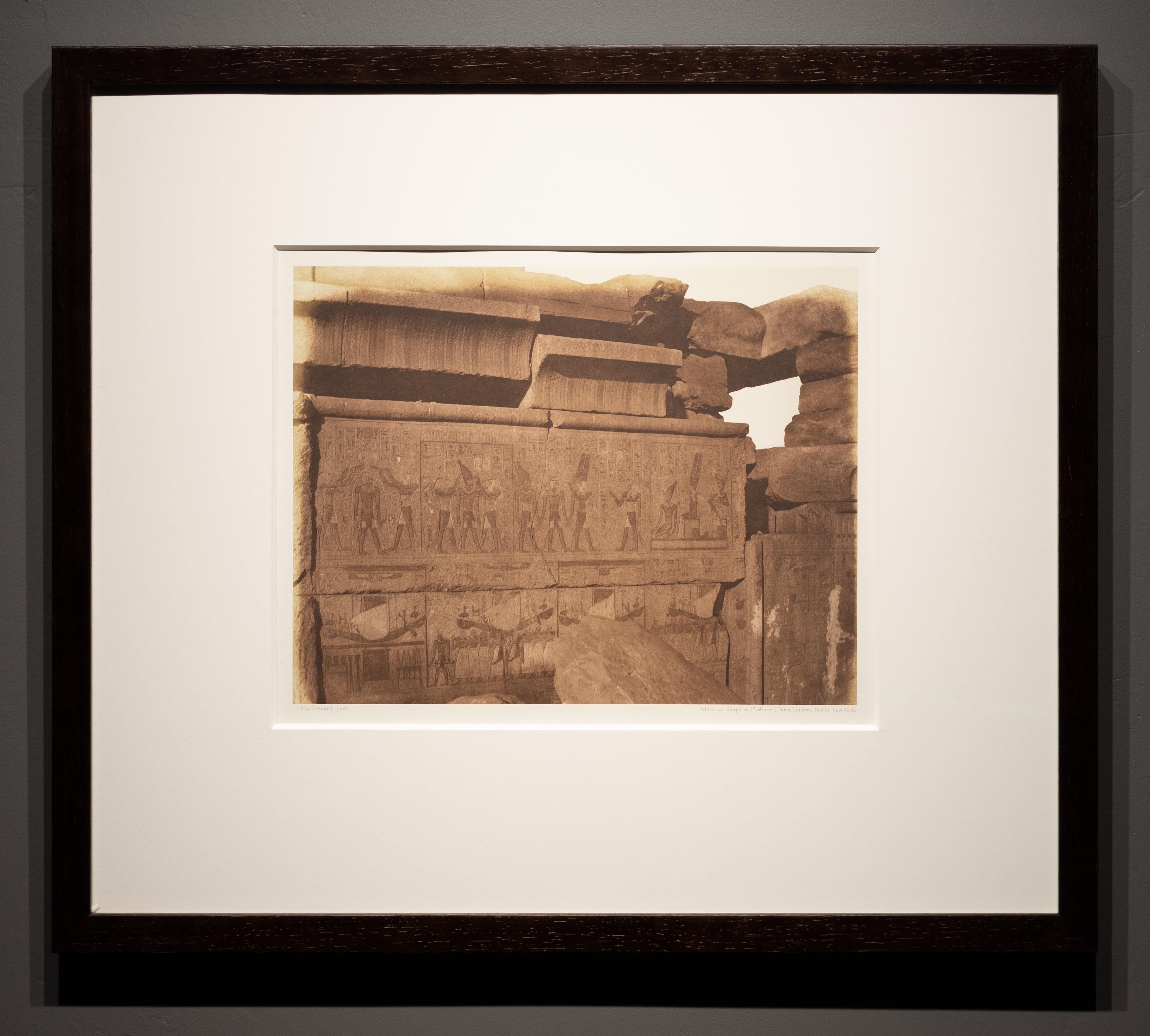 Hieroglyphen aus Schlangen, Ägypten – Photograph von Felix Teynard