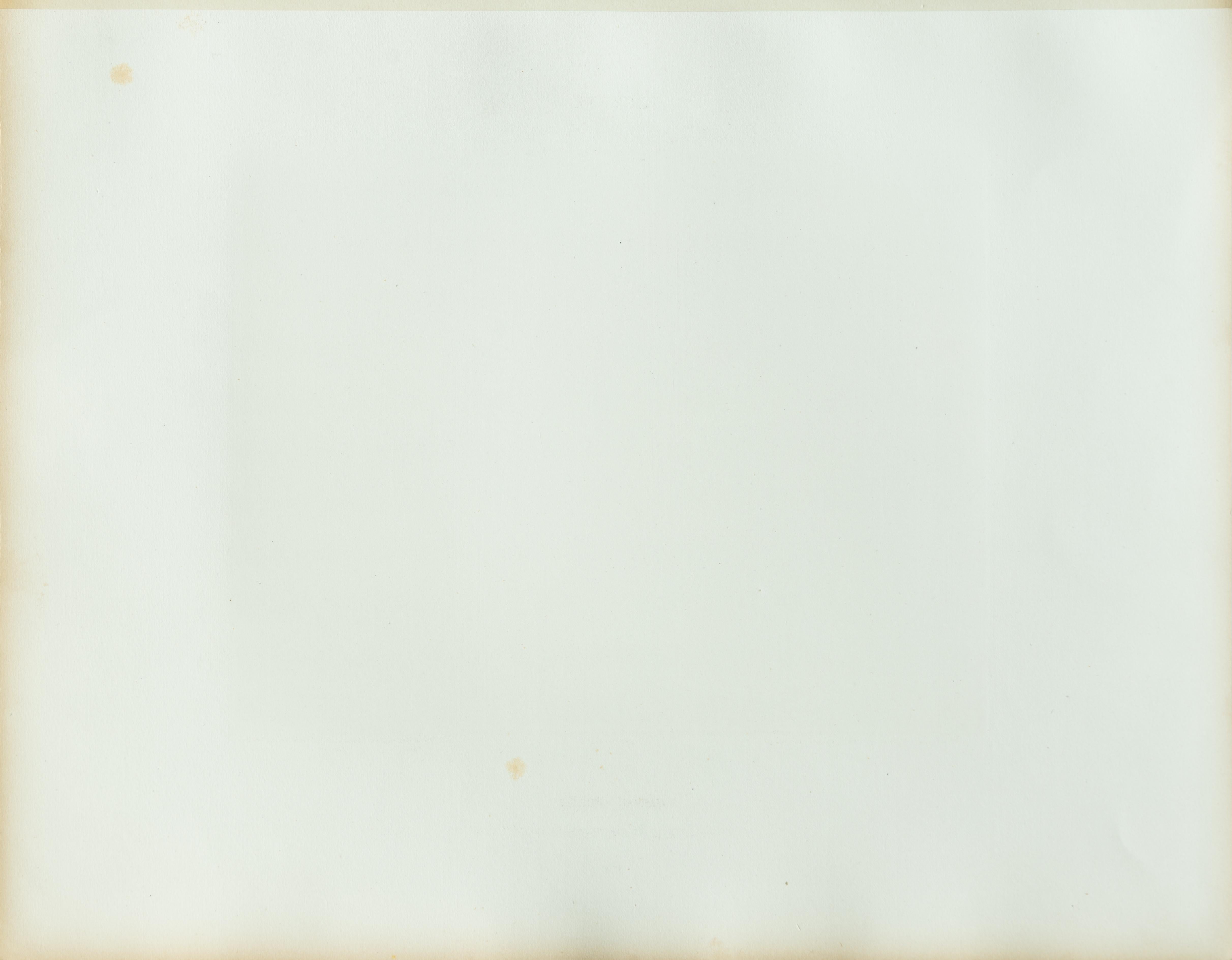 Ce tirage au sel vintage est titré, attribué et annoté à l'encre lithographique au recto du montage. 