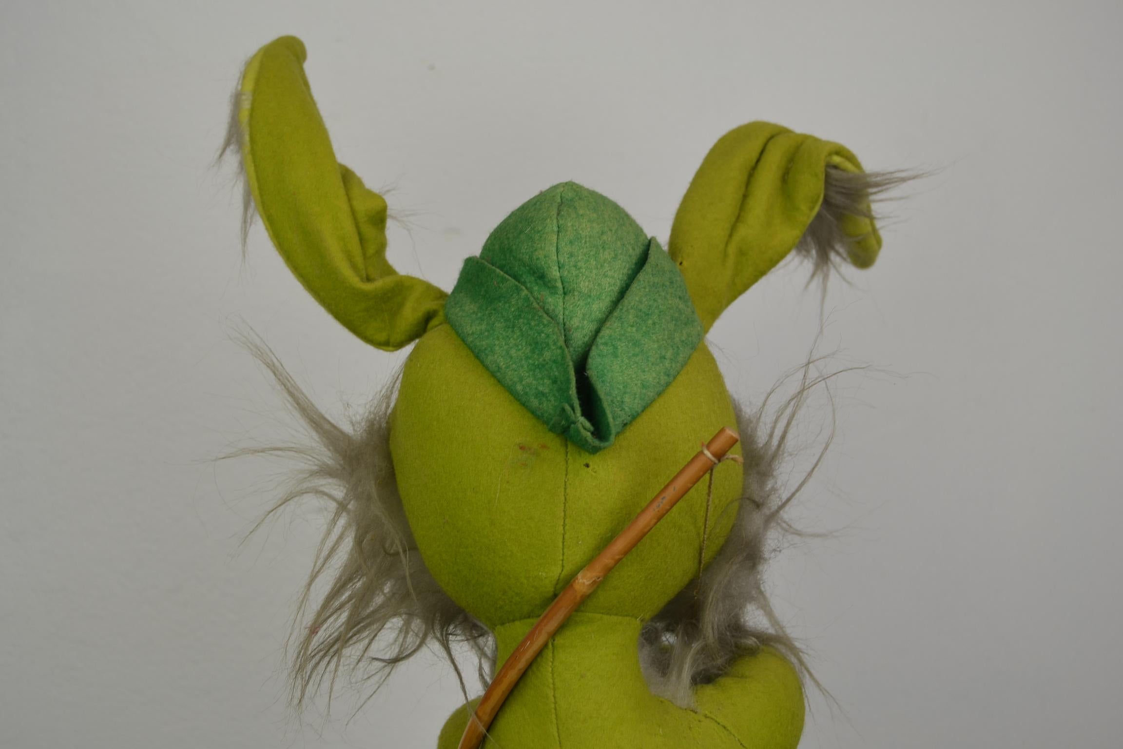 Poupée animalière en feutre Lenci, personnage de Robin des Bois en vente 8