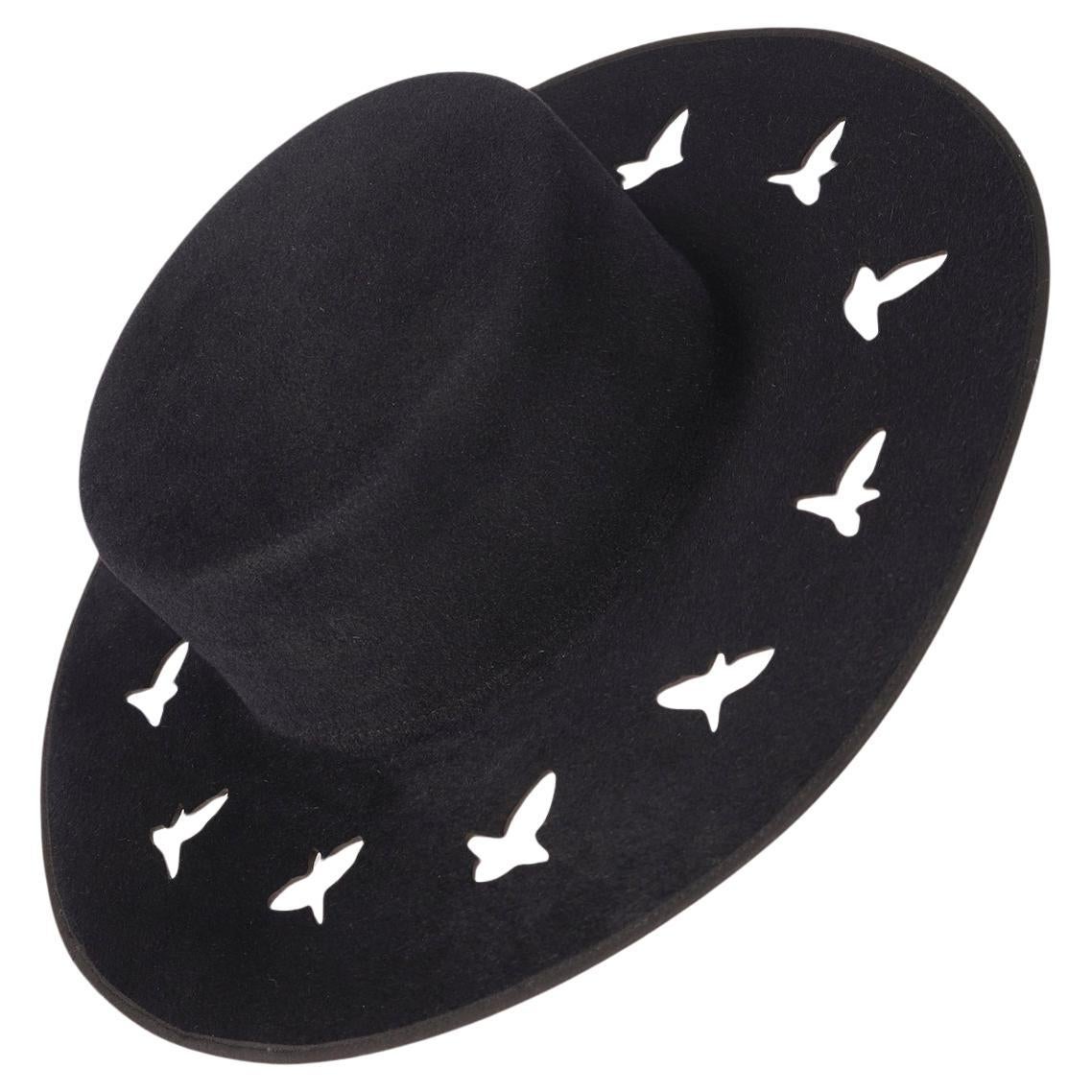 Chapeau Minimaliste en feutre Accessoires Modernes Mode avec Oiseaux Cercle Ombre