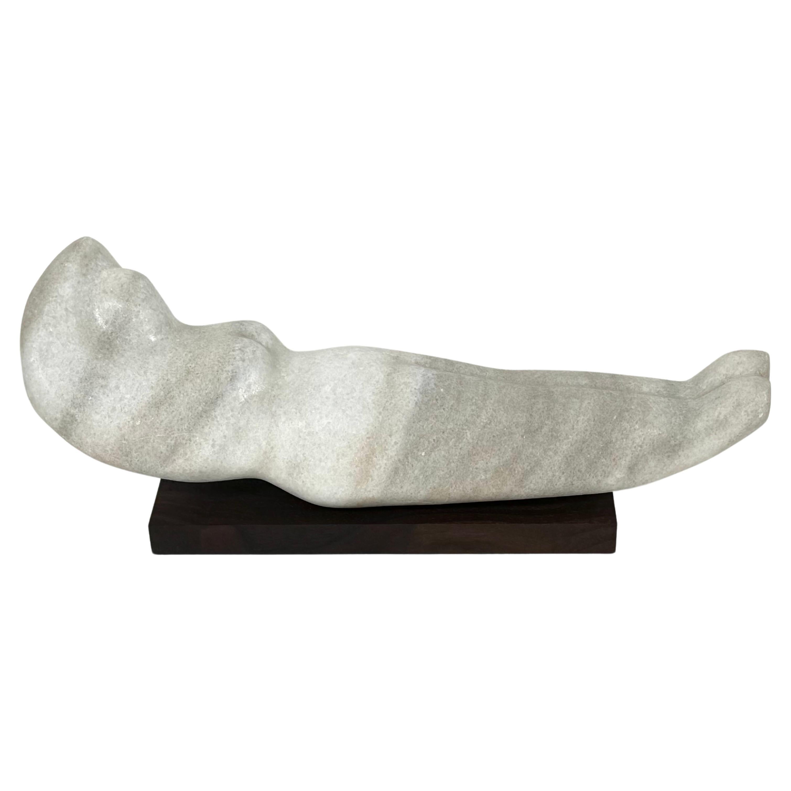 Abstrakte figurative weibliche Skulptur aus Marmor