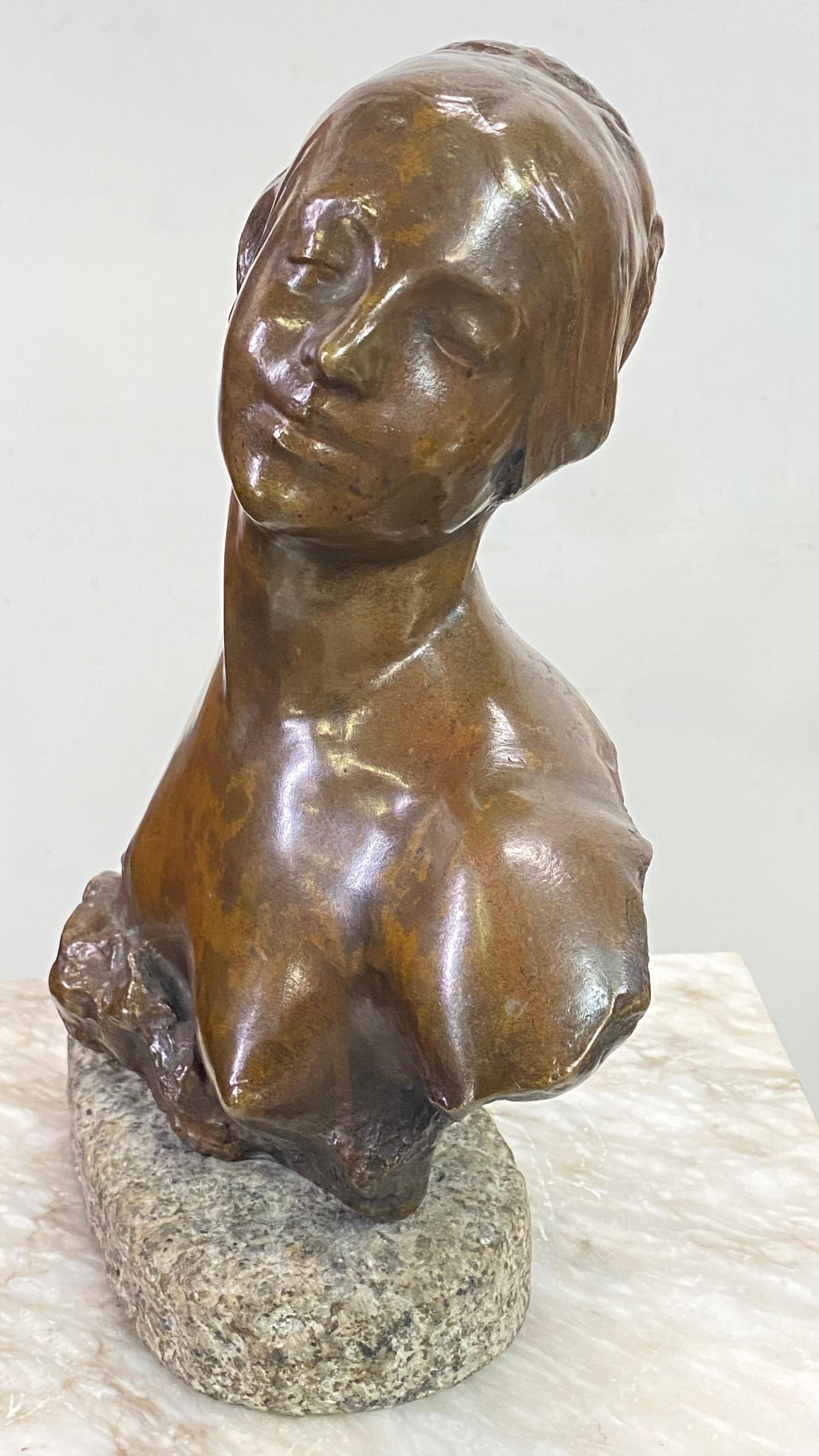 Sculpture en bronze en forme de buste de femme par Felix Soules, française, 19e siècle en vente 1
