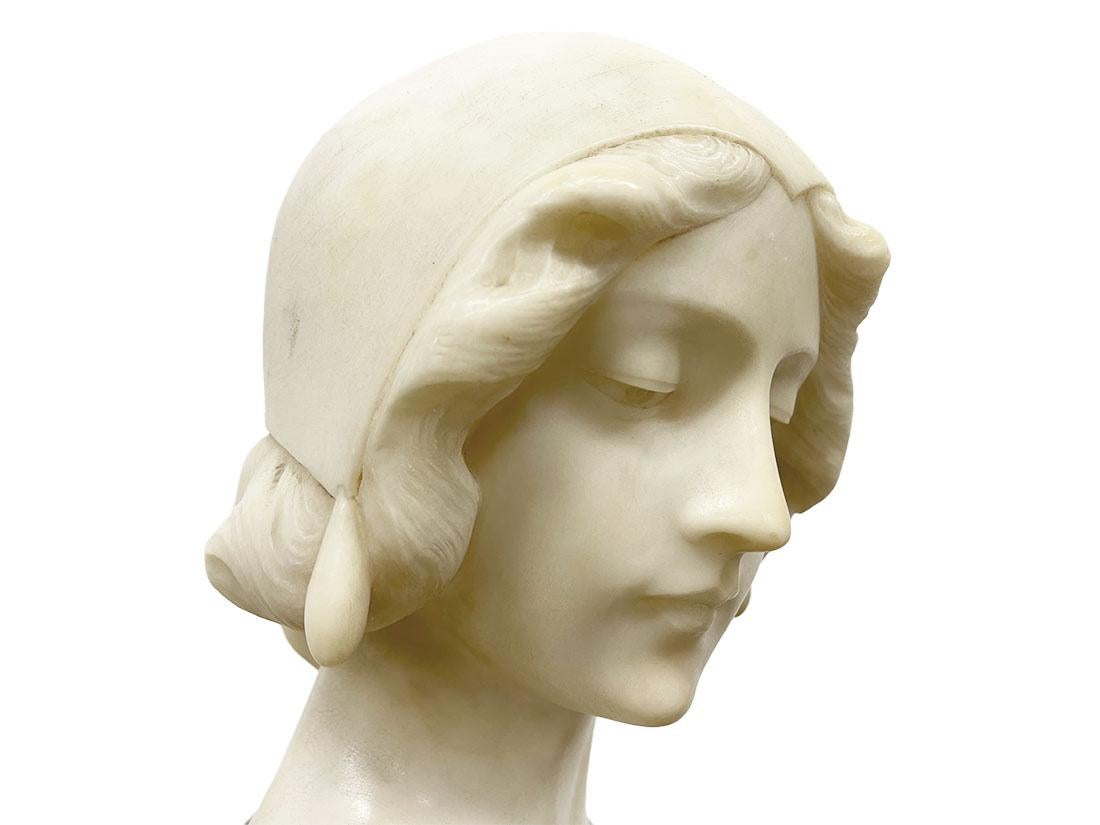 Female Bust by Gustave Van Vaerenbergh, Belgium, ca 1900 In Good Condition For Sale In Delft, NL