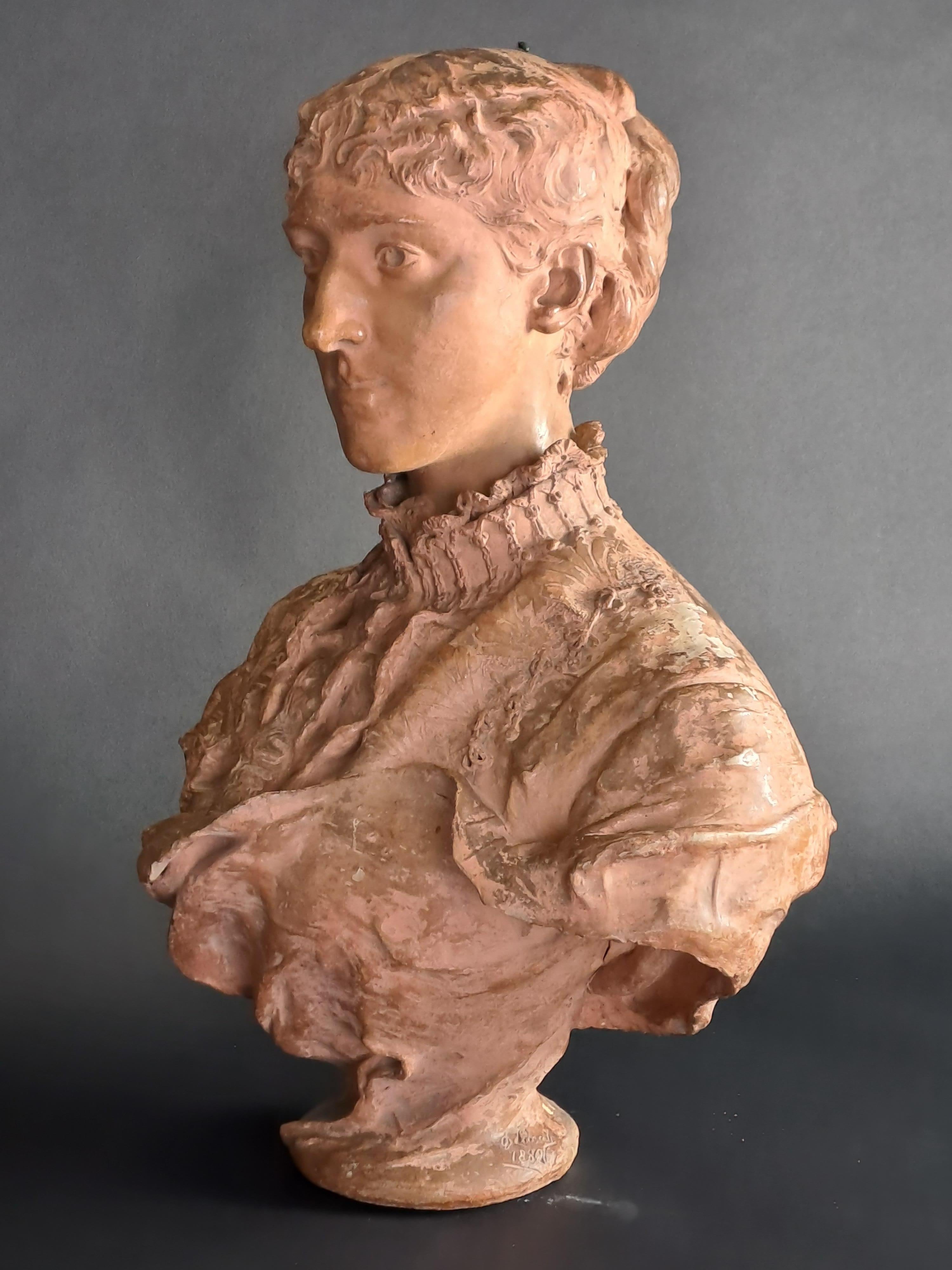 Busto femminile in terracotta firmato Denys Puech in vendita 3