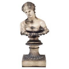 Busto de señora sobre peana