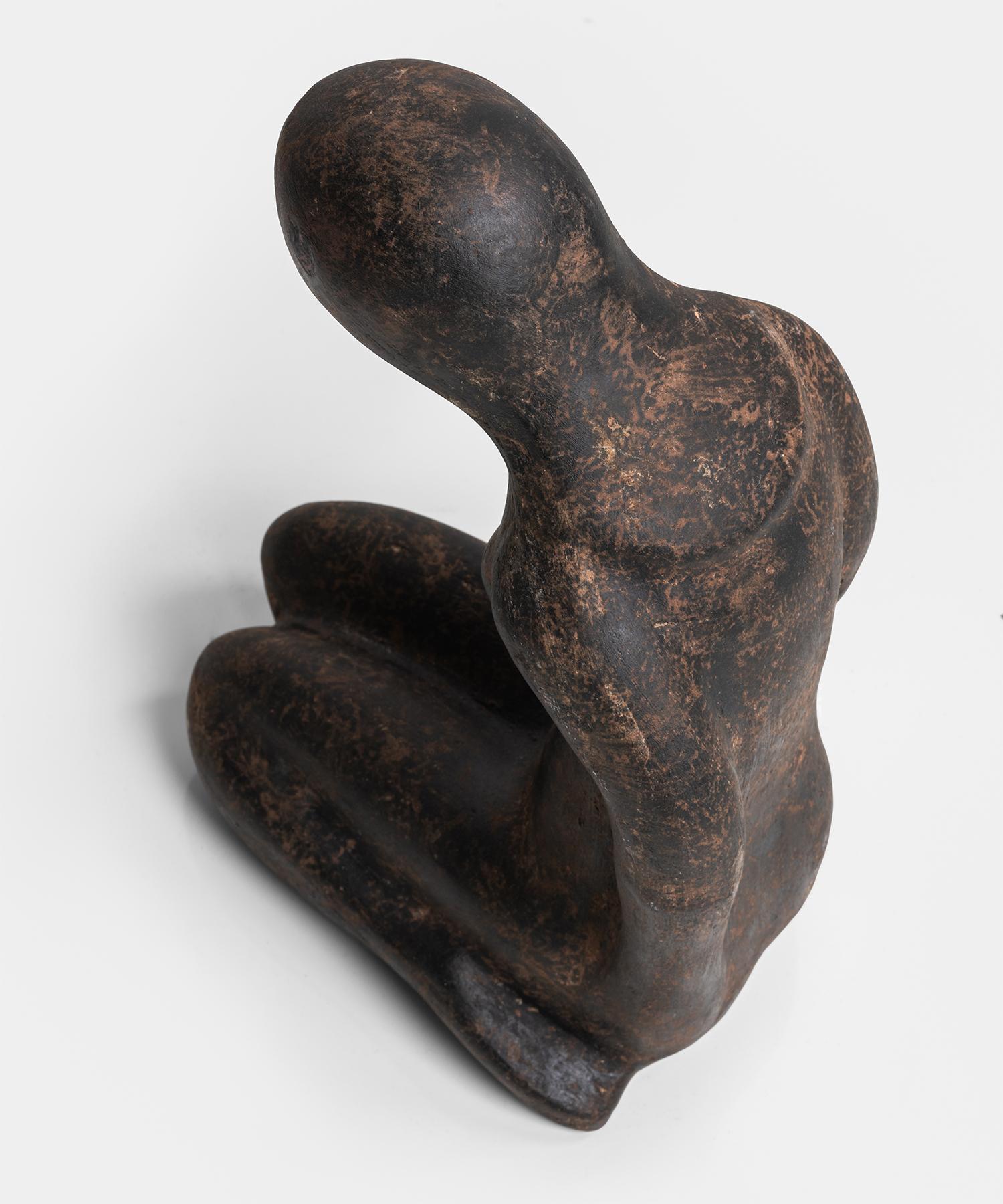 Female Figural Ceramic Sculpture im Zustand „Gut“ in Culver City, CA