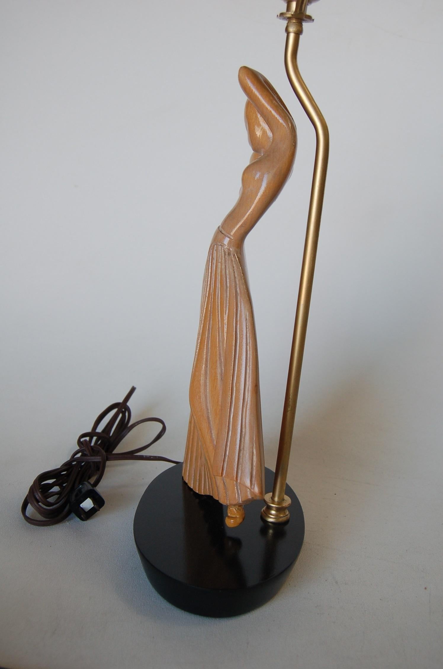 Female Figural Dancer Carved Oak Table Lamp in the Style of Jascha Heifetz For Sale 2