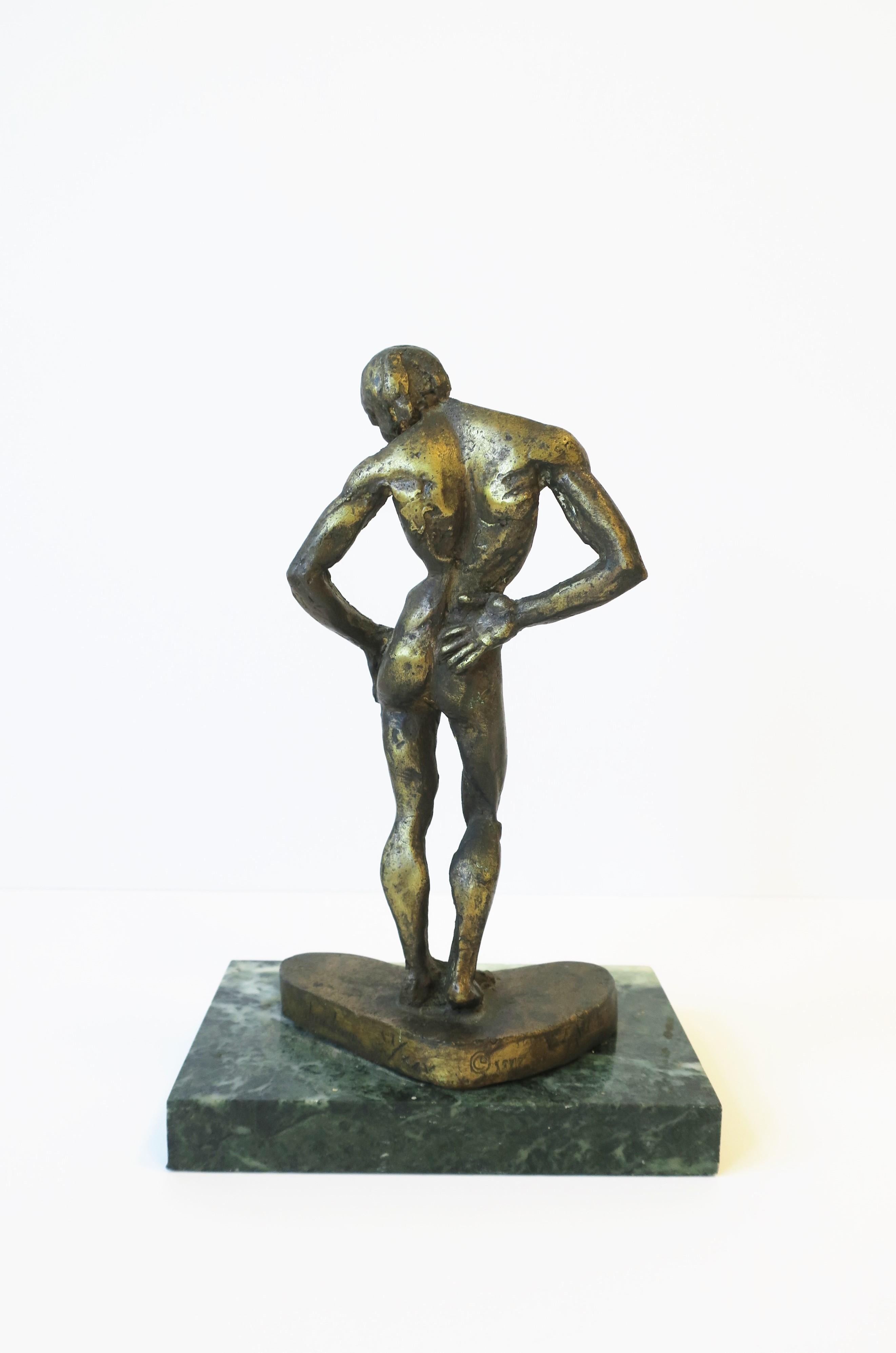 Art-Déco-Bronze-Skulptur einer weiblichen Bronzeskulptur von Michael Shacham, 1977 im Angebot 5