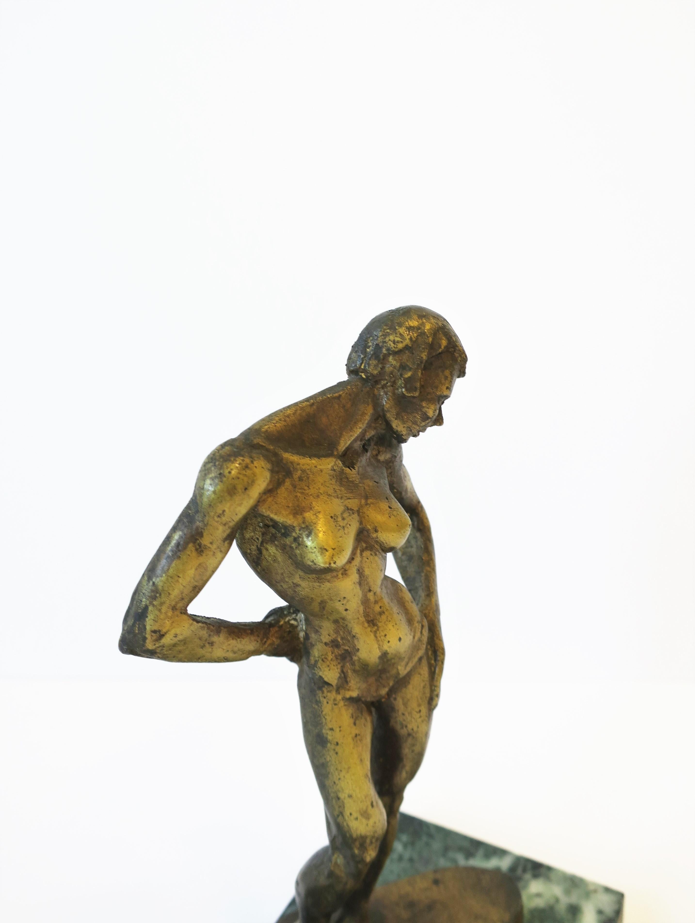Art-Déco-Bronze-Skulptur einer weiblichen Bronzeskulptur von Michael Shacham, 1977 im Angebot 8