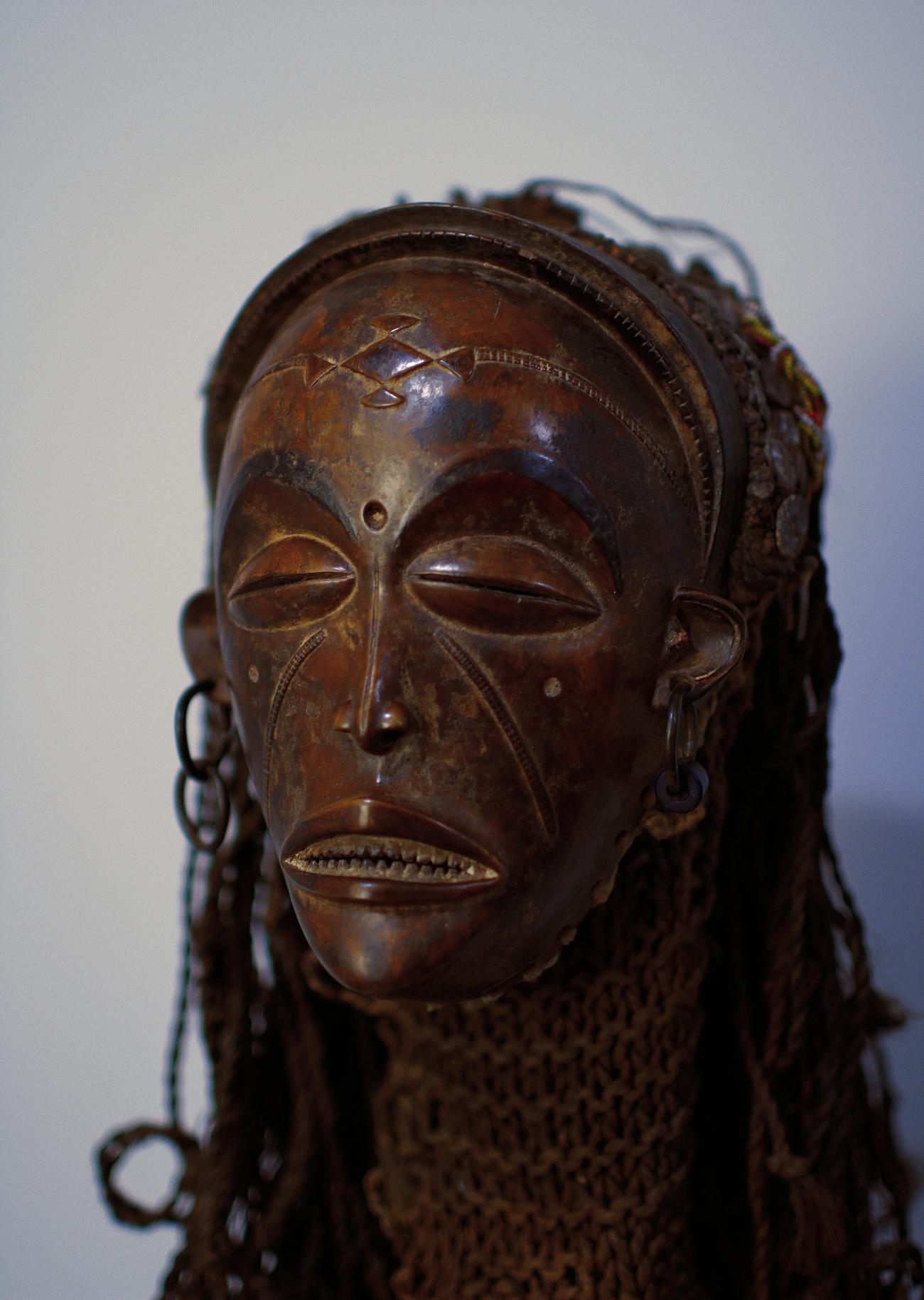 Woodwork Female Mask 