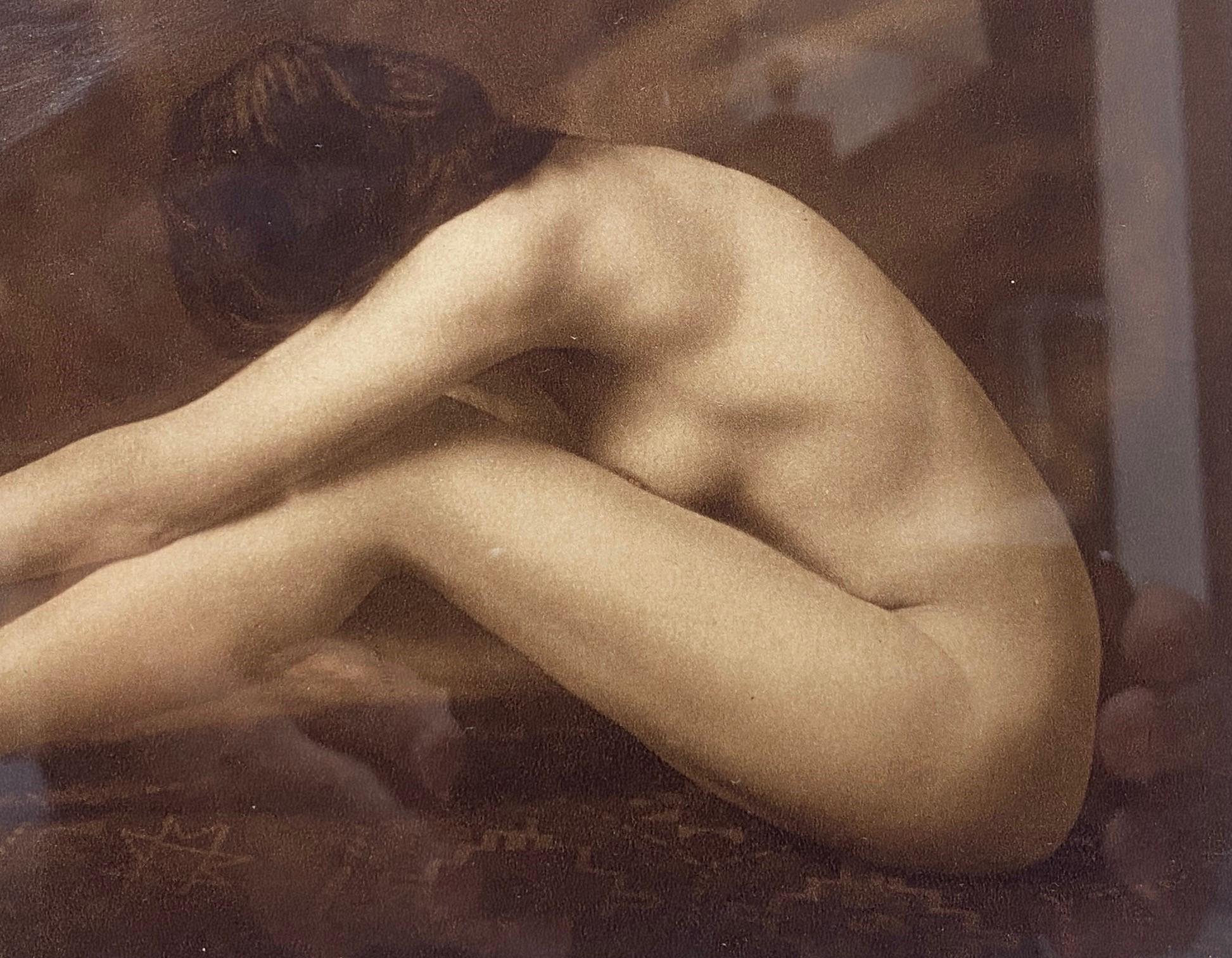Fotografia di nudo femminile in bianco e nero color seppia alla maniera di Ruth Bernhard In condizioni buone in vendita a Studio City, CA