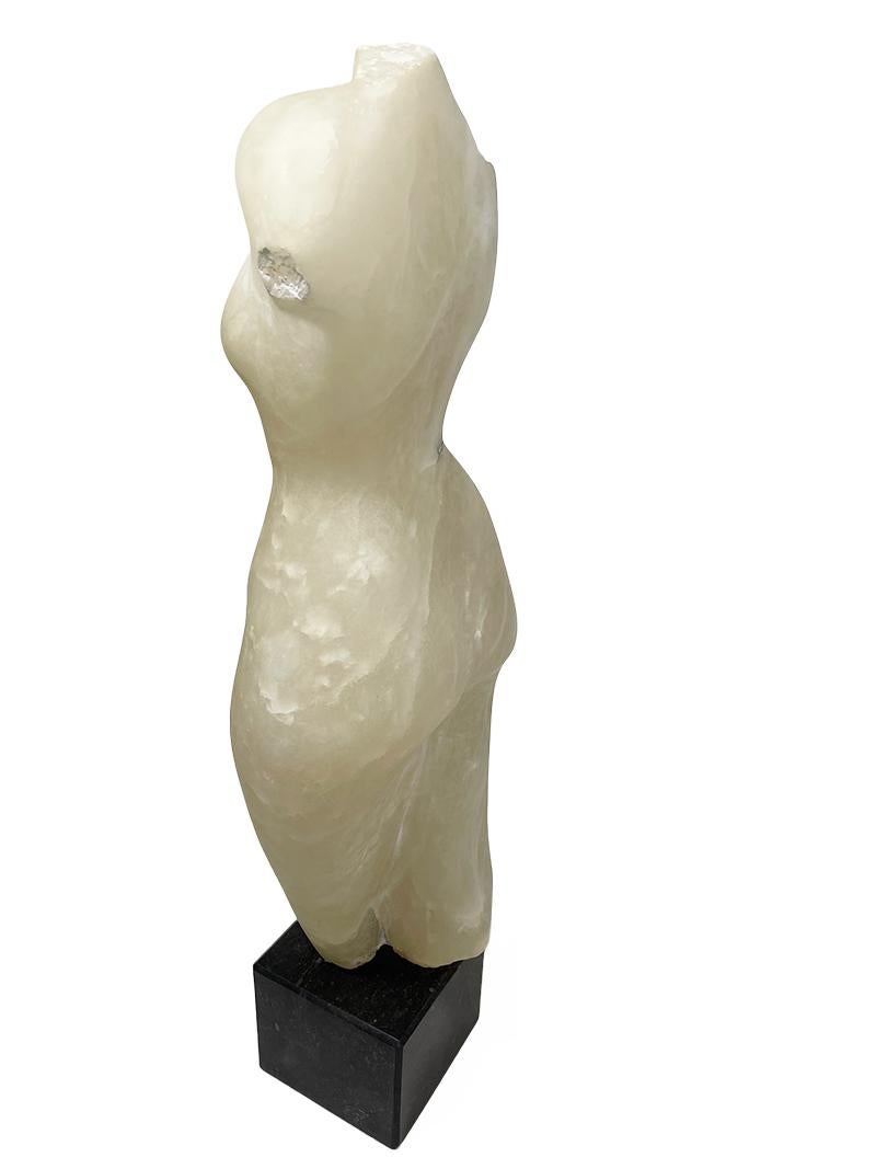 Female Sculpture of Alabaster by Greeth Zwering In Good Condition In Delft, NL