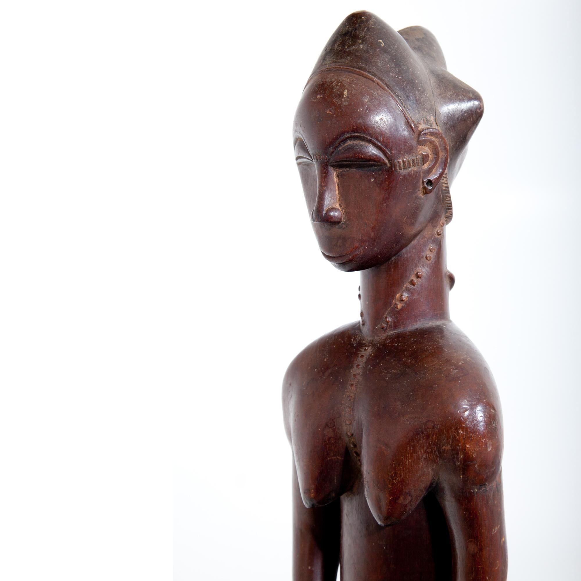 Female Sculpture of the Baule, Côte d’Ivoire, circa 1900-1920 5