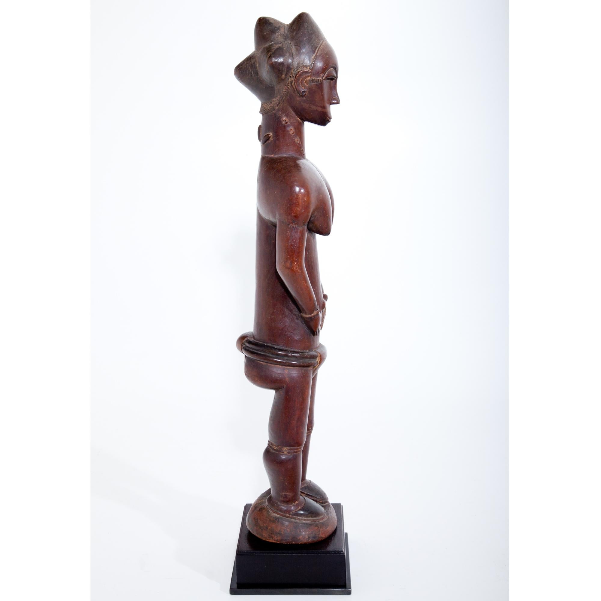 Early 20th Century Female Sculpture of the Baule, Côte d’Ivoire, circa 1900-1920